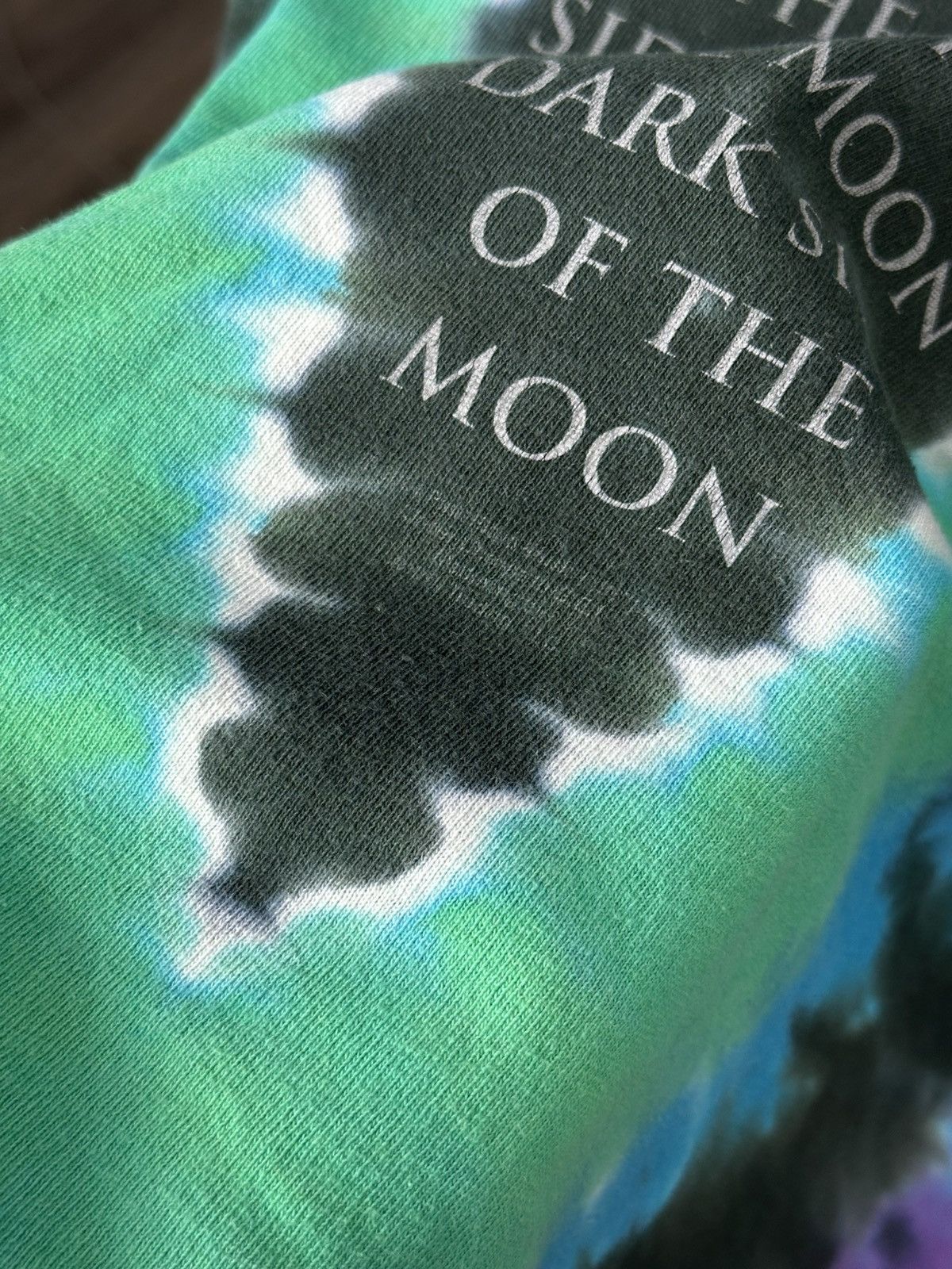 Liquid Blue Pink Floyd Dark Side Of The Moon T-Shirt Vintage 2004 Size US XL / EU 56 / 4 - 7 Thumbnail