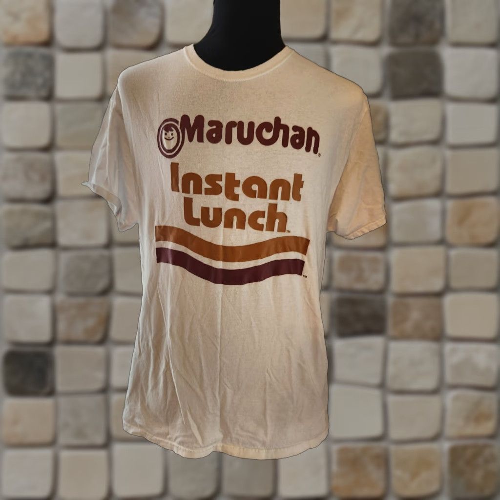 Vintage VINTAGE MARUCHAN INSTANT LUNCH T SHIRT 100% COTTON White L Unisex Adults Graphic Tee USA Logo Casual Crew Neck Short Sleeve Mens Womens Size US L / EU 52-54 / 3 - 1 Thumbnail