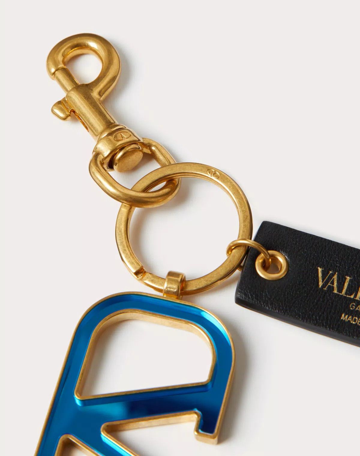 Valentino oc11z0725 Size:OS/Vlogo Signature Keychain Sky Blue/Gold Size ONE SIZE - 3 Thumbnail