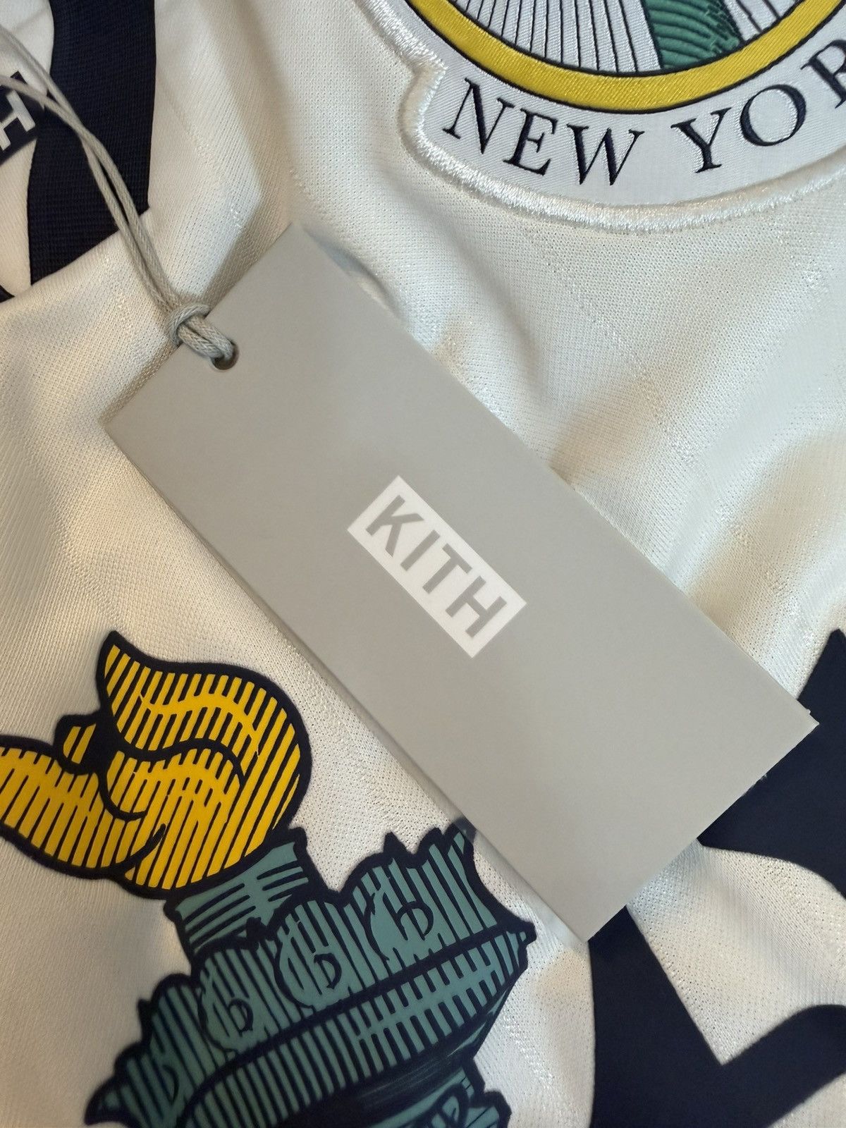 Kith Kith NY Edison Soccer Jersey top size large Size US L / EU 52-54 / 3 - 6 Thumbnail