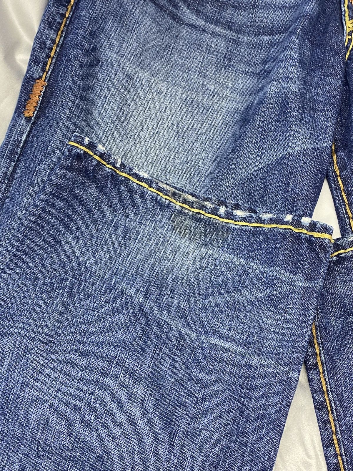 True Religion True Religion Ricky Jeans Made In USA Straight Stitched Y2K Size US 34 / EU 50 - 25 Thumbnail