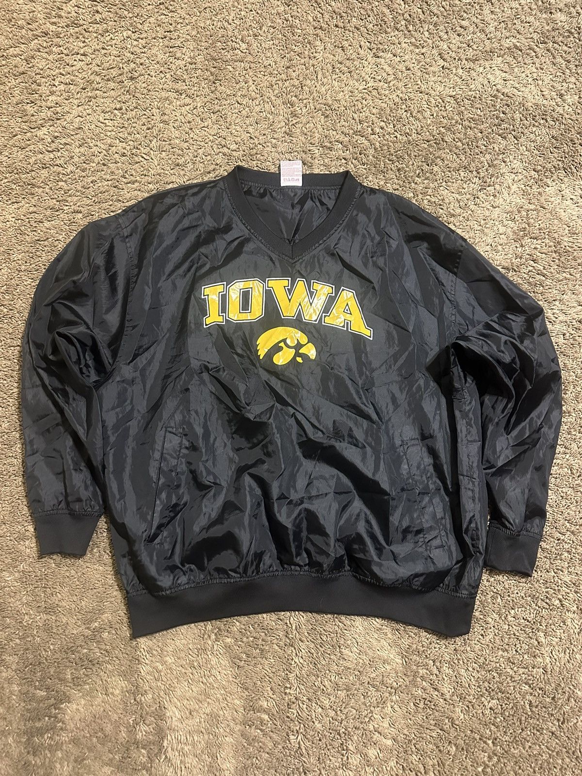 NCAA × Vintage Vintage Red Oak NCAA Iowa Hawkeyes pullover 90s size XL Size US XL / EU 56 / 4 - 1 Thumbnail