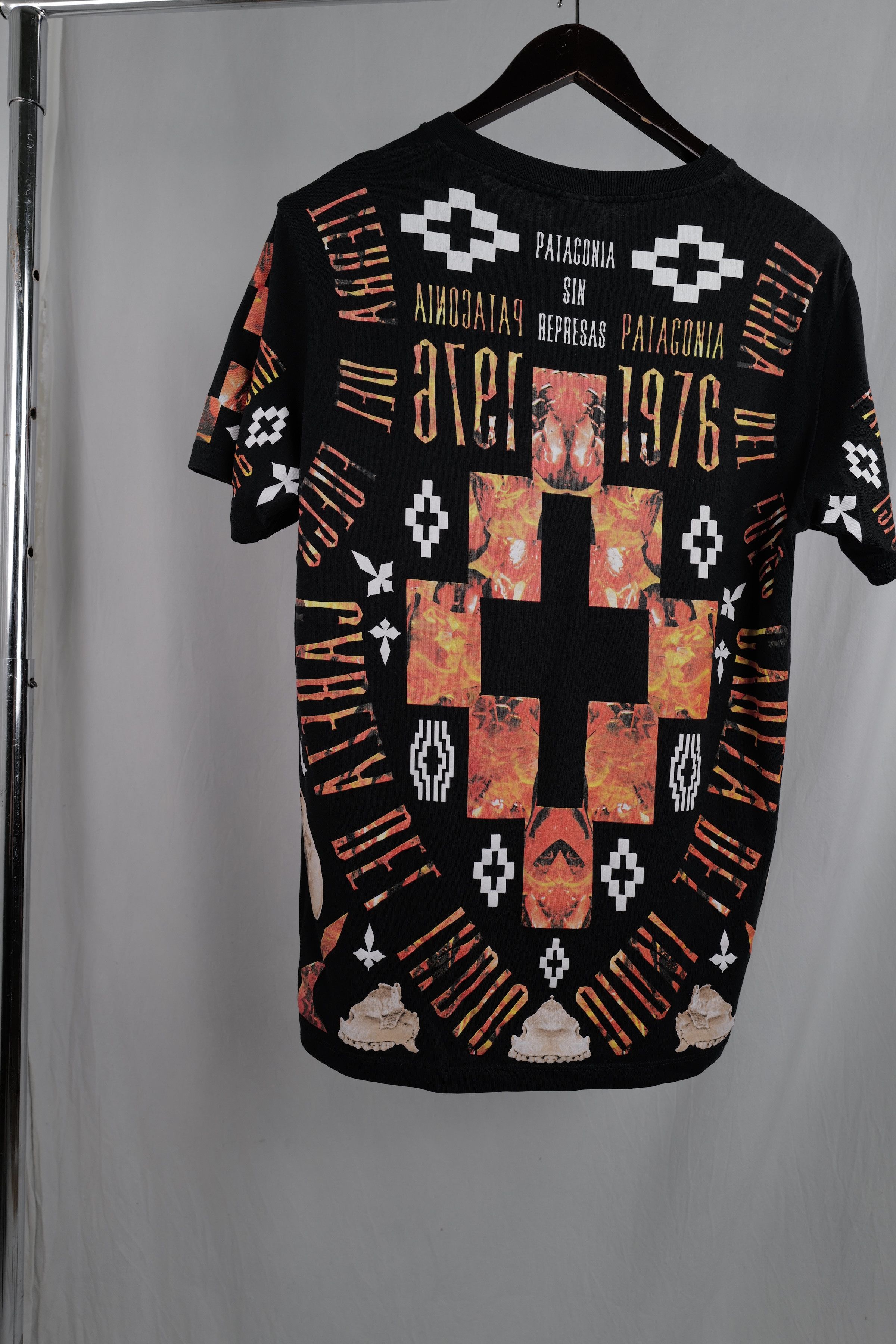 Marcelo Burlon Marcelo Burlon T-Shirt Size US M / EU 48-50 / 2 - 8 Thumbnail