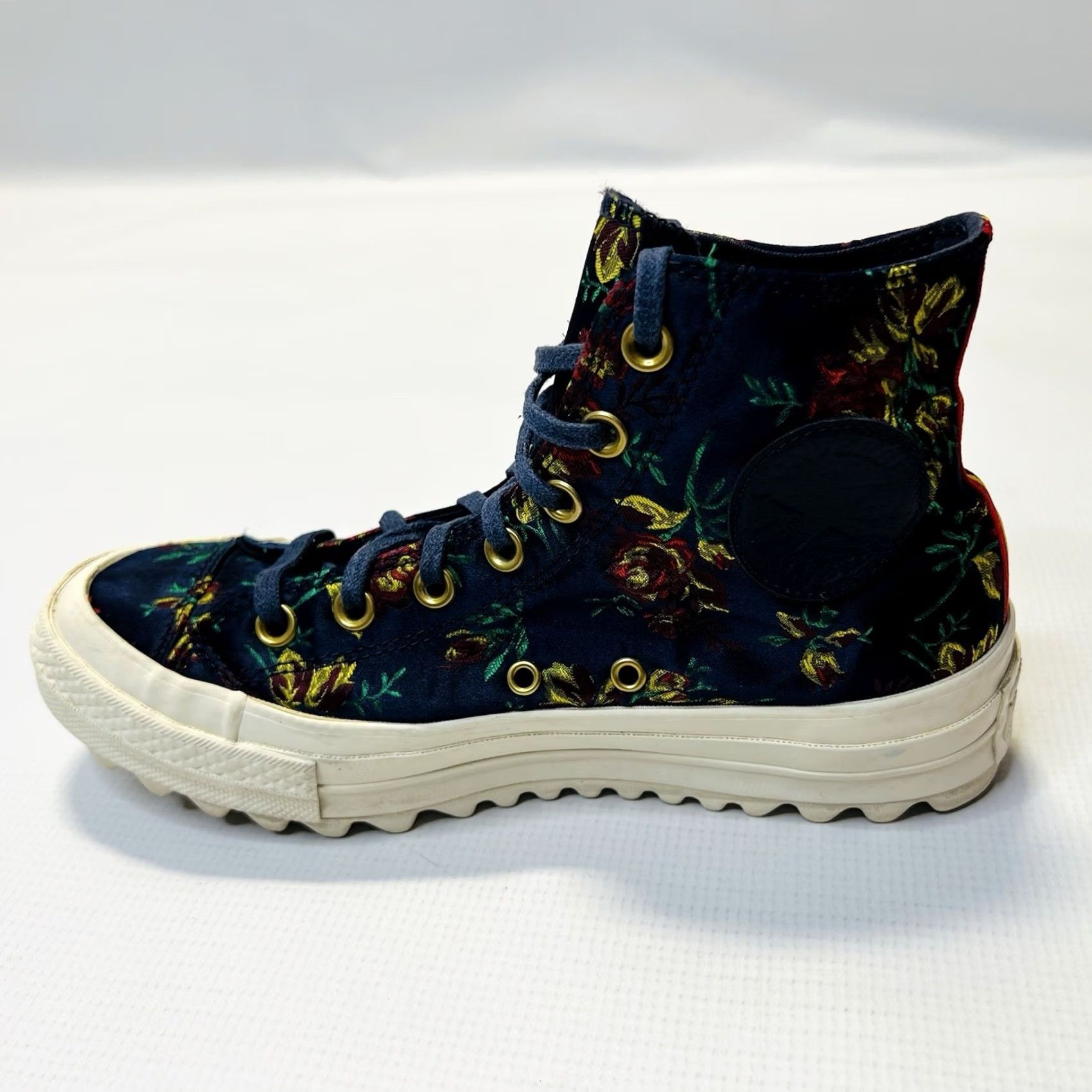 Converse Converse Platform Hi Top Shoes Women’s 7.5 Blue Floral CTAS Lift Ripple Sneaker Mid Top Casual Shoes Womens Size M / US 6-8 / IT 42-44 - 4 Thumbnail