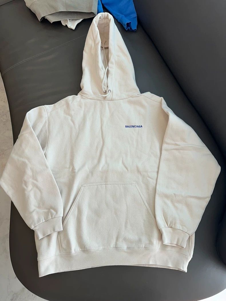 Balenciaga Balenciaga Small logo small letter back letter hoodie 2502- Size US M / EU 48-50 / 2 - 2 Thumbnail