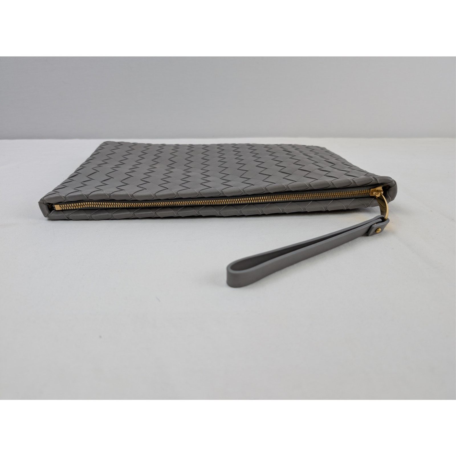 Bottega Veneta o1rshd1 Size: OS / intrecciato leather document case in grey Size ONE SIZE - 8 Thumbnail