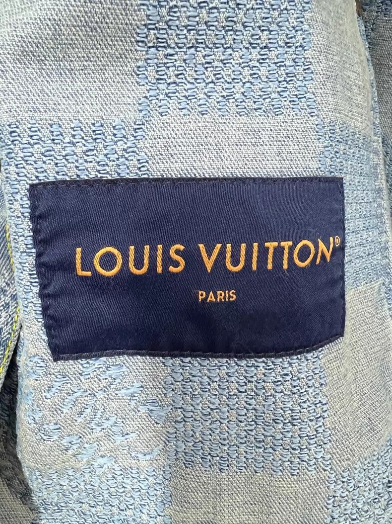Louis Vuitton Louis Vuitton Checkerboard full-print crew neck single-bre Size US L / EU 52-54 / 3 - 4 Thumbnail