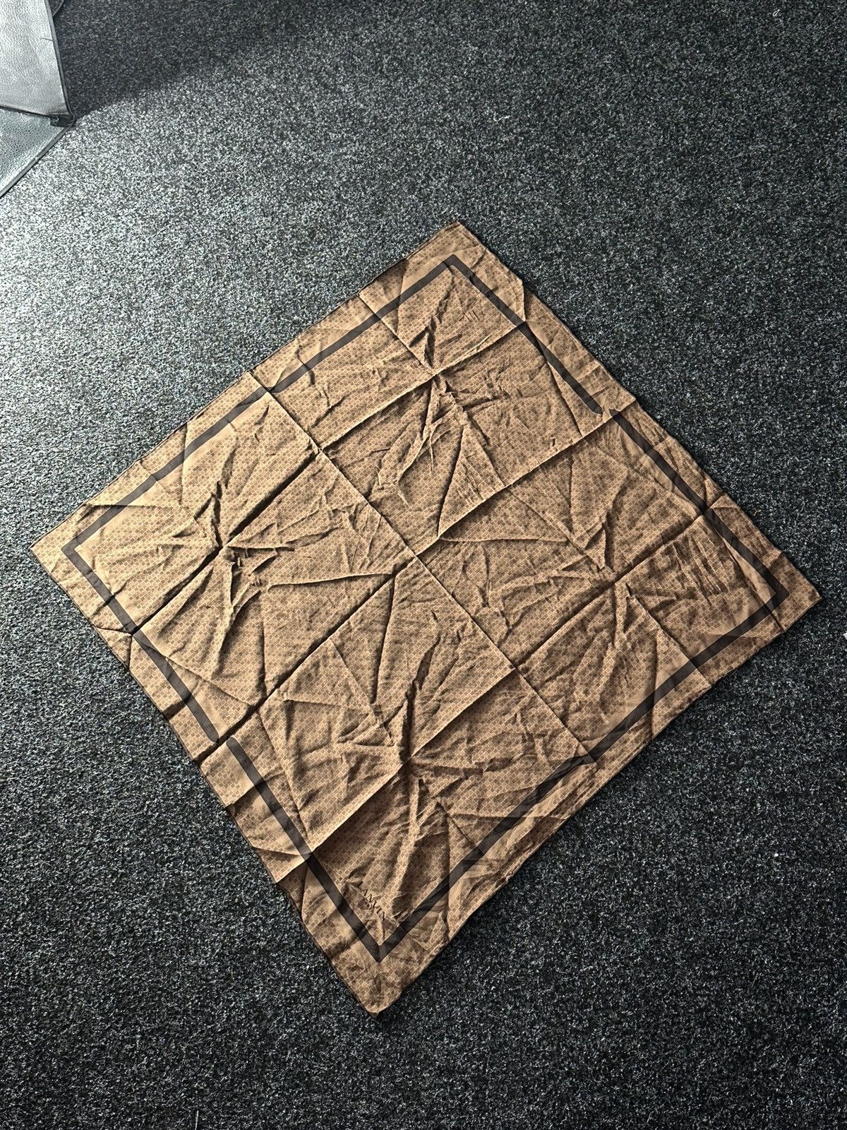 Lanvin × Vintage 🚨90s LANVIN silk scarf bandana handkerchief VERY RARE Size ONE SIZE - 1 Thumbnail