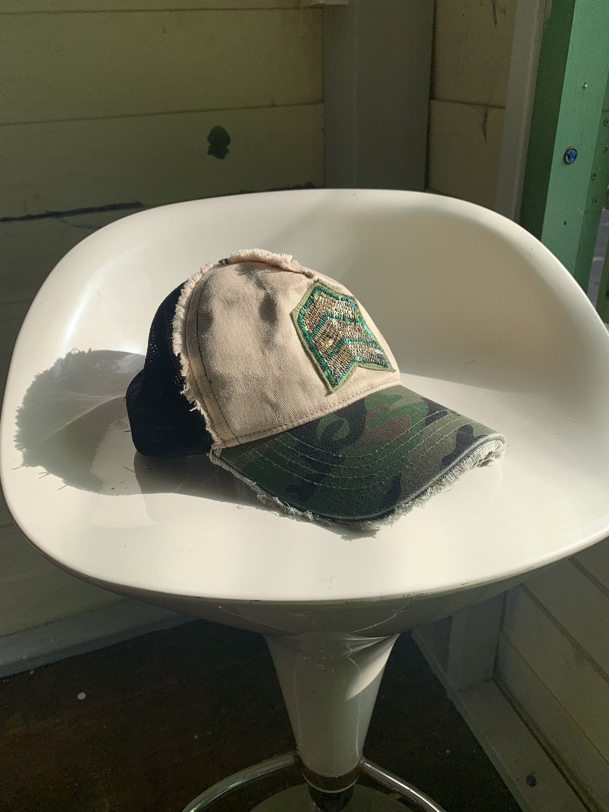 Designer × Japanese Brand Military Rank Yoshinori Kotake Parody Hat/Truckerhat. Size ONE SIZE - 2 Thumbnail