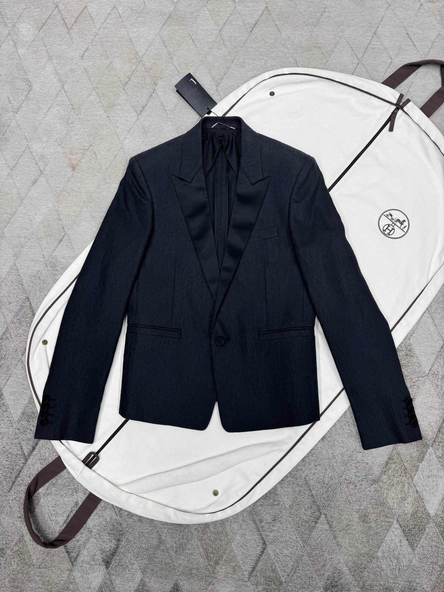 Saint Laurent Paris Saint Laurent Single Breasted Blazer Size 34R Size 34R - 1 Thumbnail