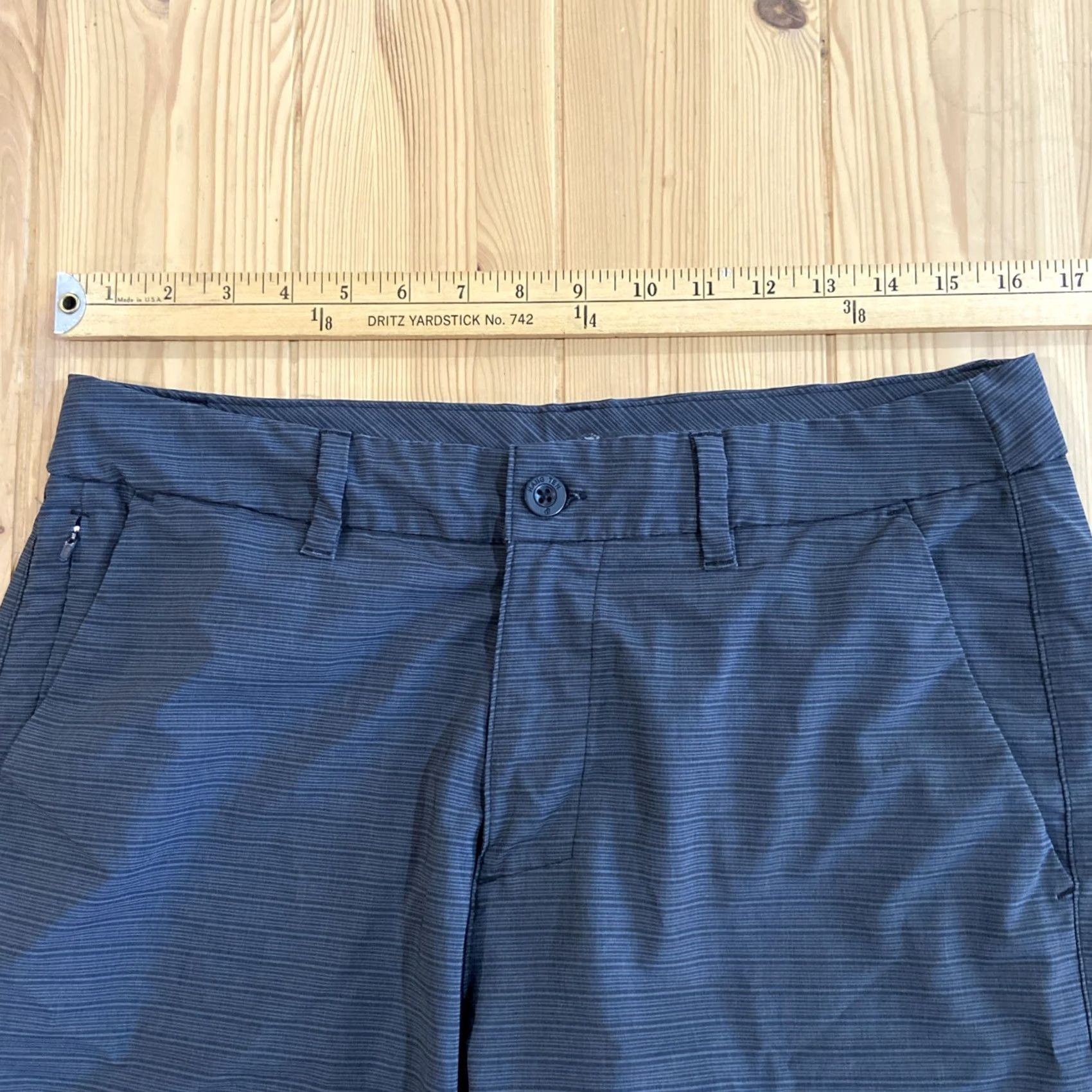 Hang Ten Hang Ten Shorts Men's Size 32 Gray Board Shorts Drawstring Polyester Blend Size US 32 / EU 48 - 3 Thumbnail