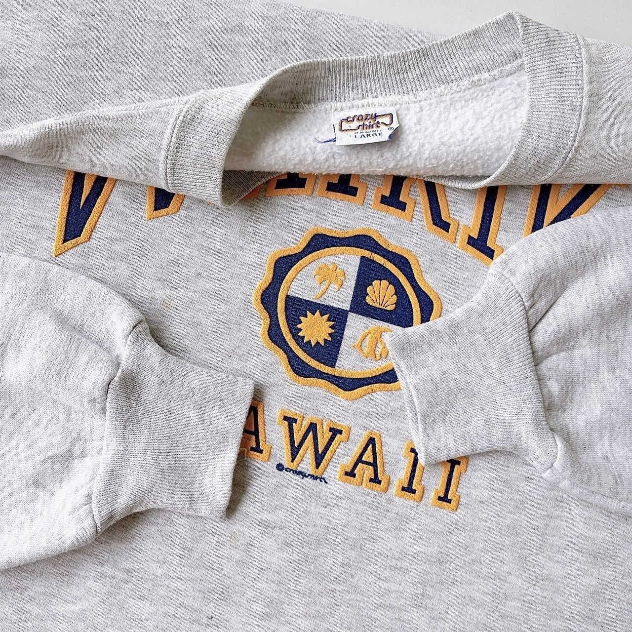 Vintage 90s Waikiki, Hawaii crewneck sweatshirt/ L Size US L / EU 52-54 / 3 - 8 Thumbnail