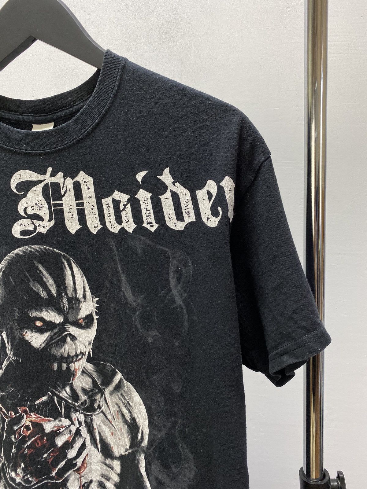 Band Tees × Iron Maiden × Vintage Vintage Iron Maiden “The Book of Souls” Tee Size US L / EU 52-54 / 3 - 5 Thumbnail