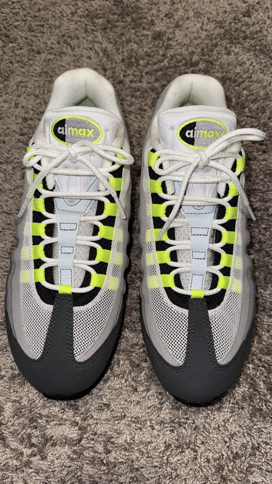 Nike Airmax 95 NEON Size US 9.5 / EU 42-43 - 1 Thumbnail