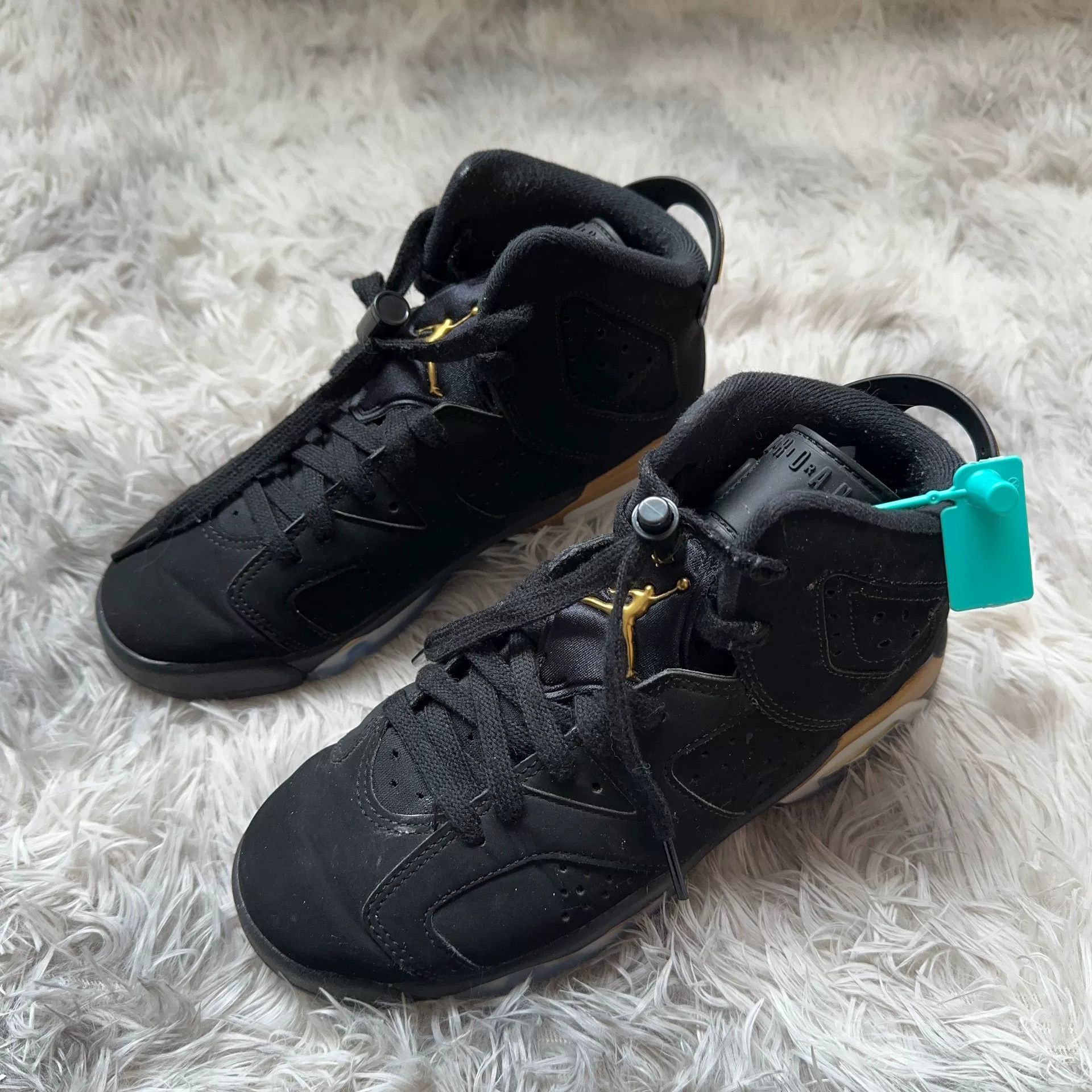 Nike Nike Black Lowtop Sneakers 36 Men Size US 5 / EU 37 - 1 Thumbnail