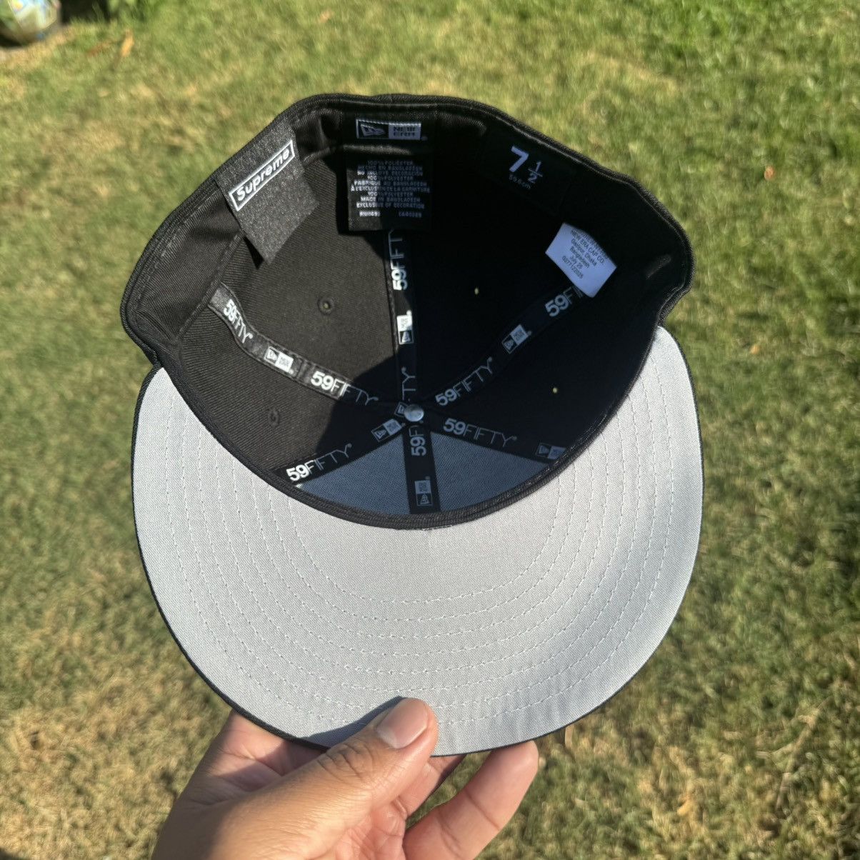 Supreme Supreme New Era Breast Cancer Awareness Fitted Hat (7 1/2 ) Size ONE SIZE - 5 Thumbnail