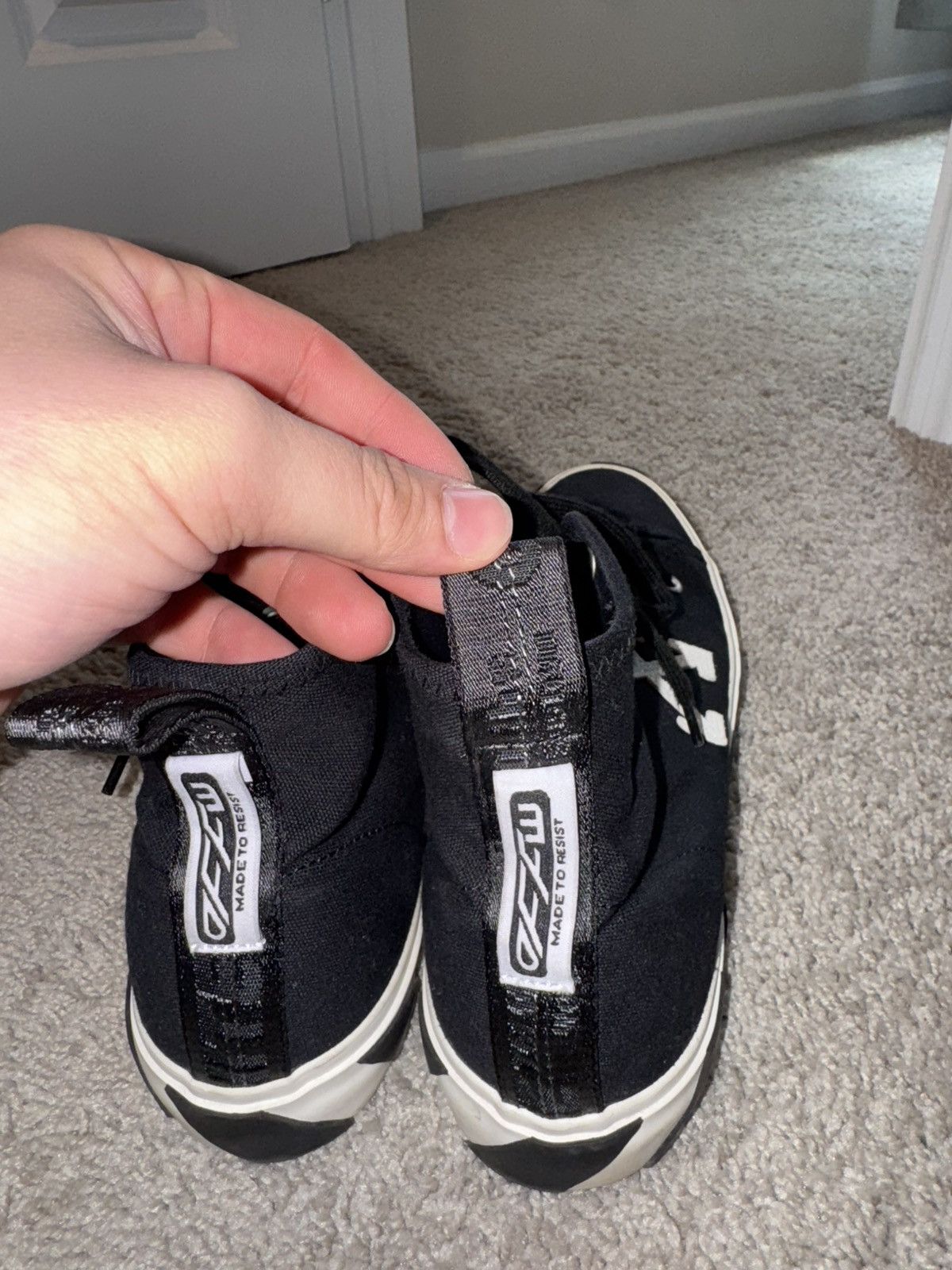 Off-White Off white high tops vulcanized Size US 12 / EU 45 - 6 Thumbnail