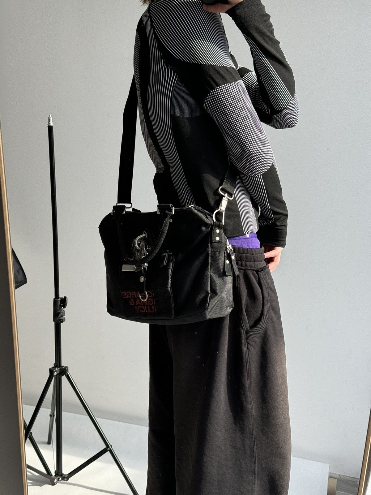 George Gina & Lucy × Japanese Brand Very Rare George Gina & lucy Y2k Alyx Bag Crossbody Handbag Size ONE SIZE - 11 Thumbnail