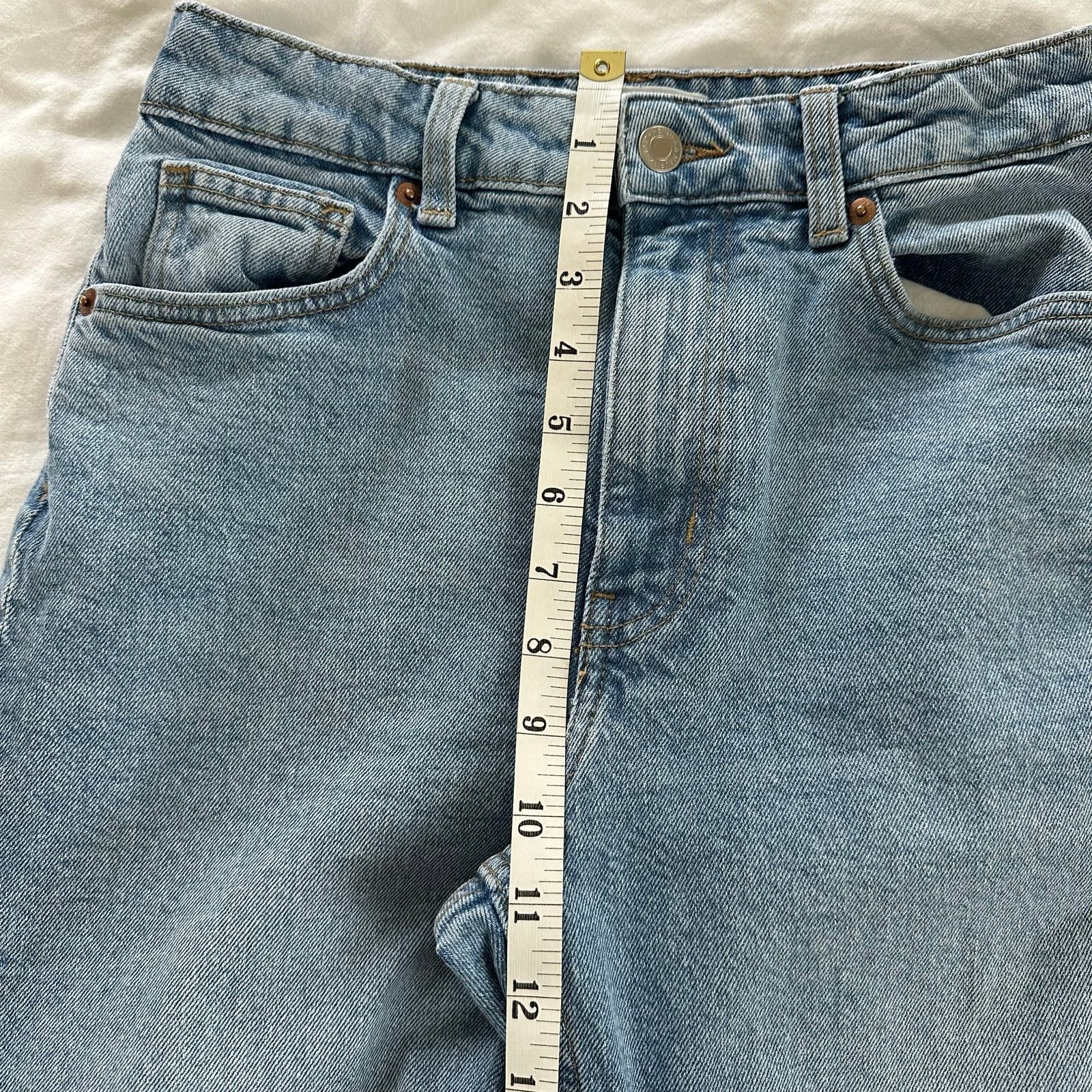 H&M H&M High Rise Mom Ankle Jeans Light Wash 28x26 Size 28" / US 6 / IT 42 - 9 Thumbnail