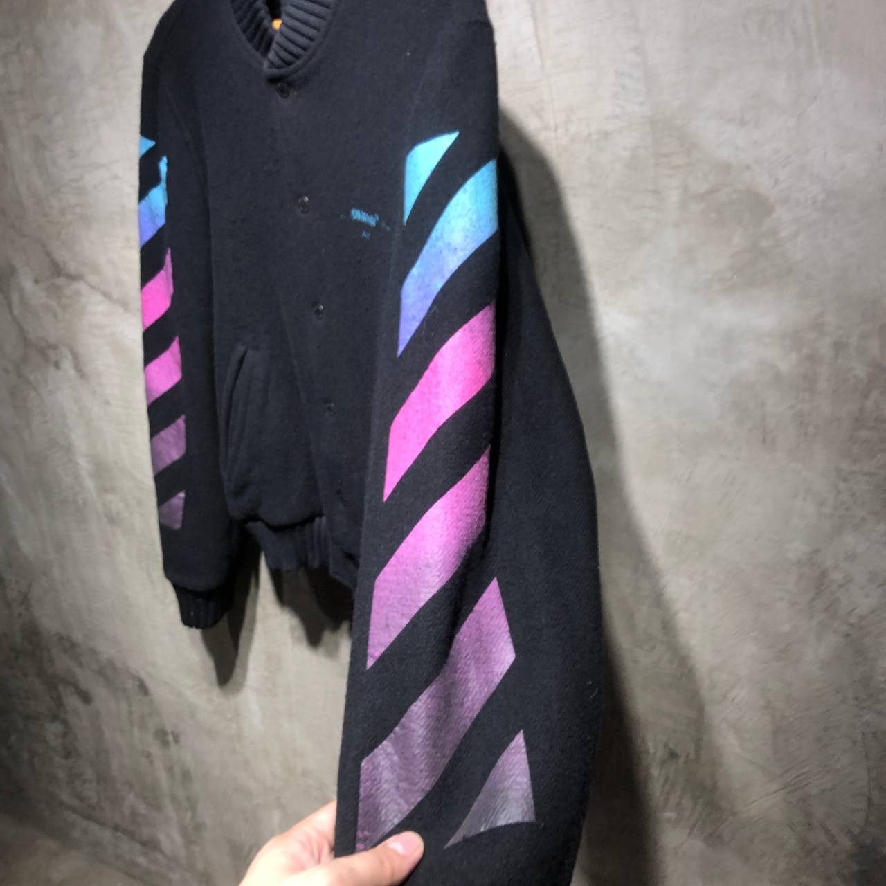 Off-White Off-White Gradient Arrows Bomber jacket Size US L / EU 52-54 / 3 - 12 Thumbnail