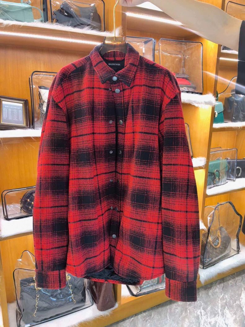 Balenciaga Balenciaga size 39 Wool Collar Button Checkered Jacket Size US S / EU 44-46 / 1 - 1 Thumbnail