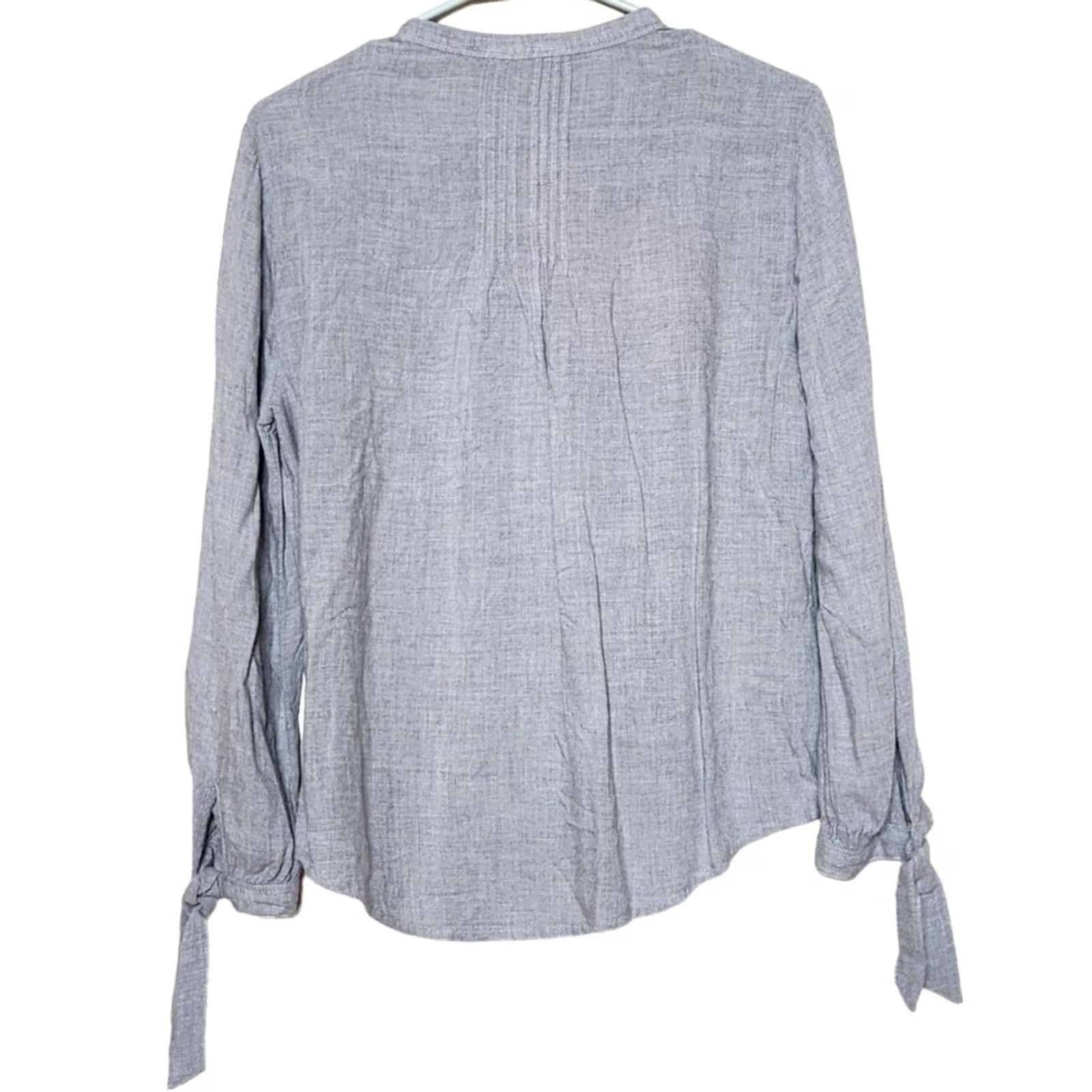 Lucky Brand Lucky Brand Womens Blouse Shirt Long Sleeve Gray S Popover Tie Up Sleeve Split Neck Top - 100% Rayon Size S / US 4 / IT 40 - 2 Thumbnail