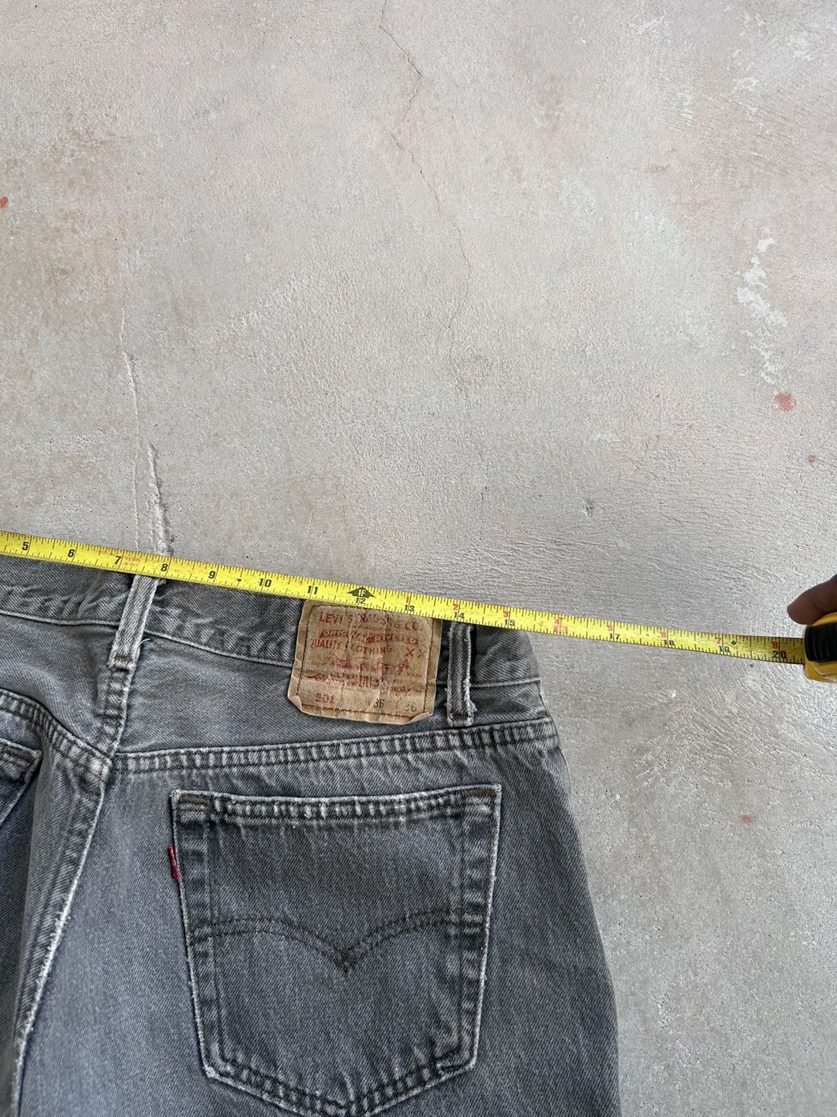 Levi's Vintage 80s Levi's 501 Jeans Made in USA 31x30 Distressed Size US 31 - 8 Thumbnail