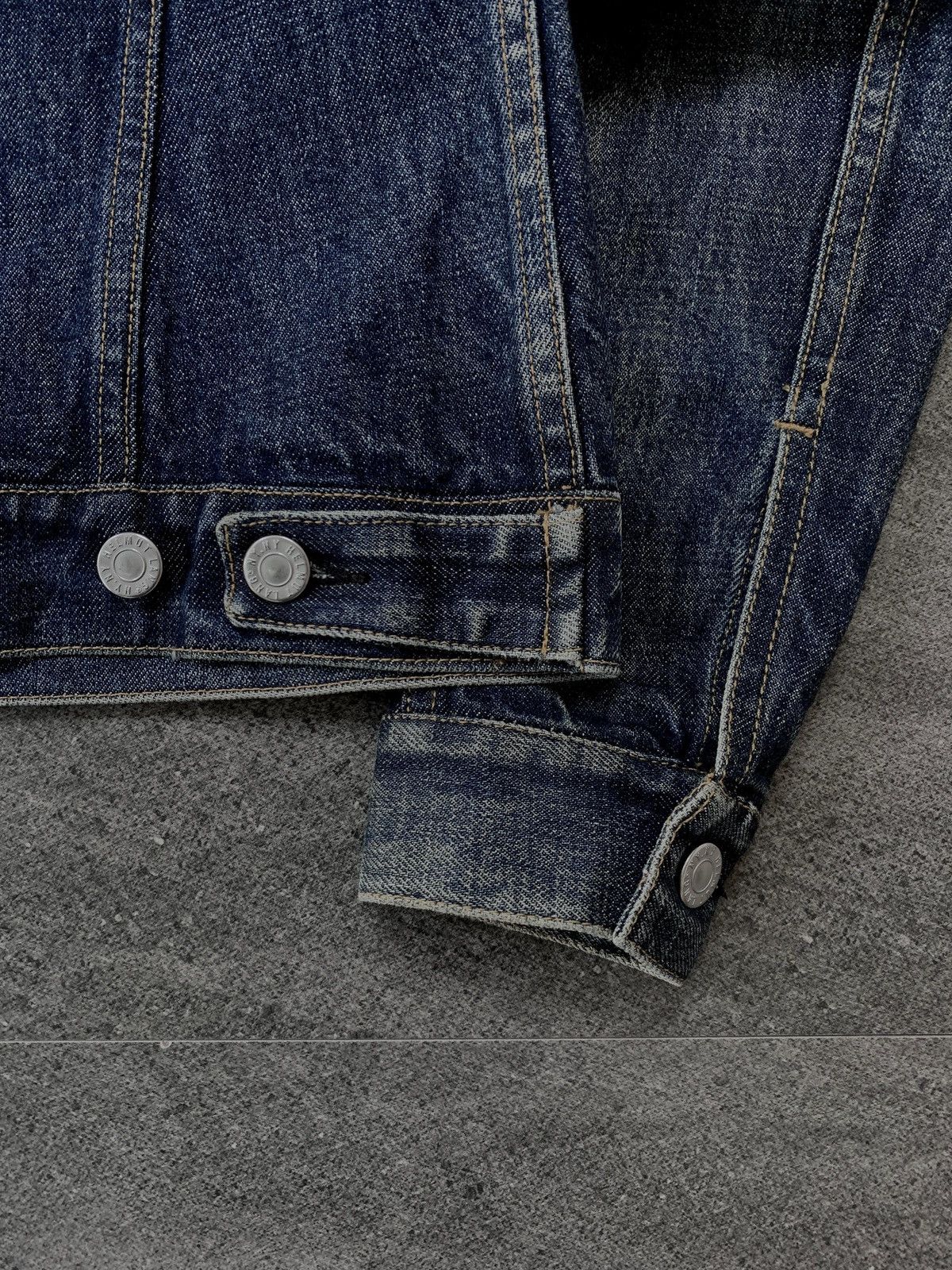 Helmut Lang 2000s Indigo Washed Denim Trucker Jacket Size US S / EU 44-46 / 1 - 6 Thumbnail