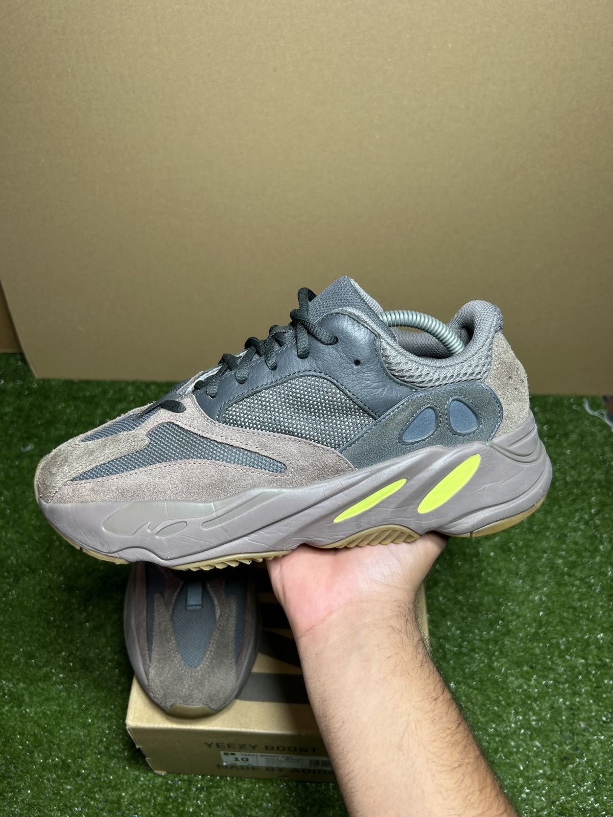 Adidas × Yeezy Yeezy 700 muave Size US 10 / EU 43 - 2 Thumbnail