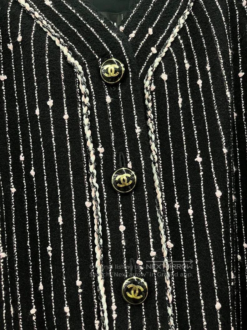 Chanel Chanel 23P Black Long Coat. Size US M / EU 48-50 / 2 - 2 Thumbnail