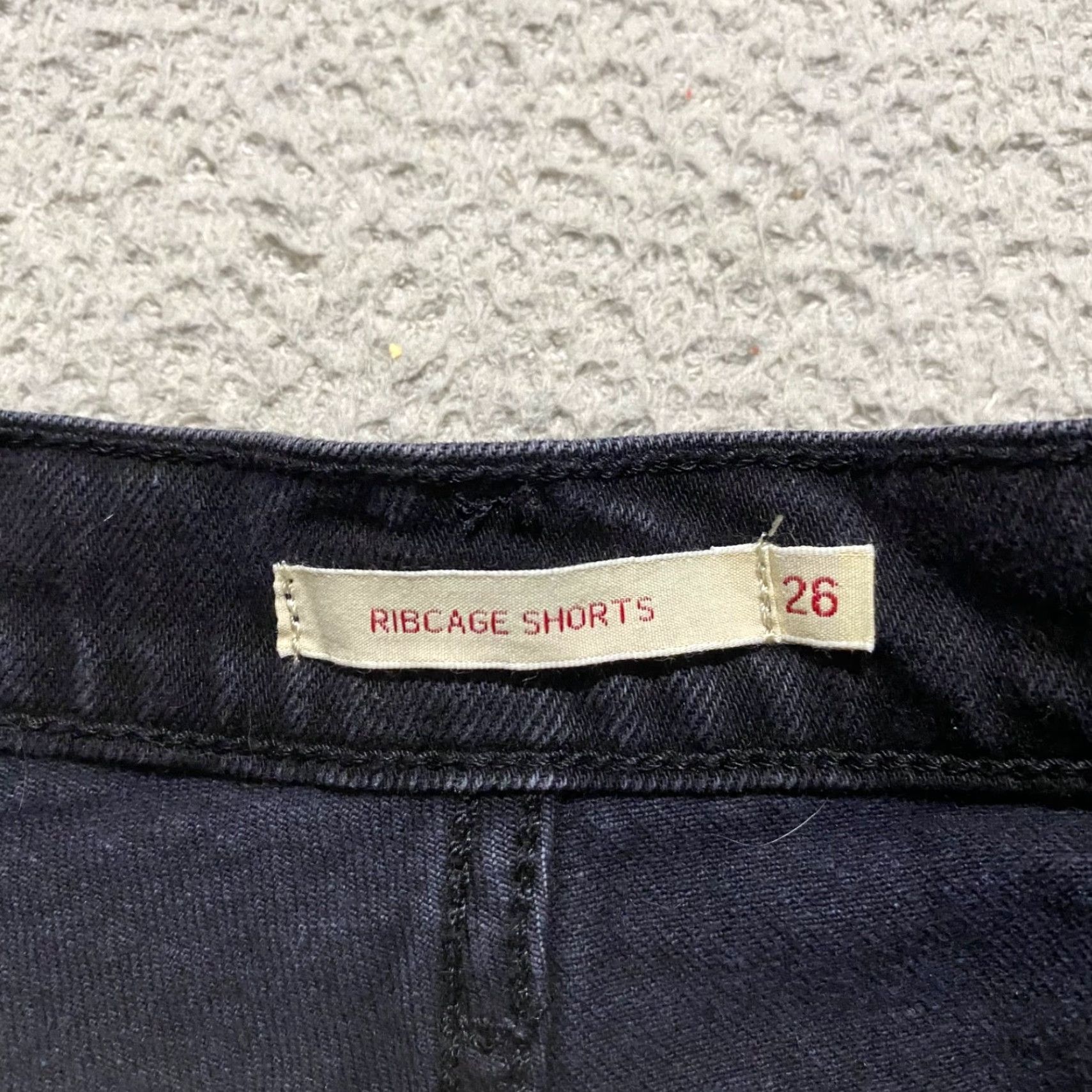Levi's Levi's Womens 26 Jeans Shorts High Rise Cut-Off Inseam 2" Black Denim Stretch Pockets 5-Pocket Womens Casual - Size 26" / US 2 / IT 38 - 3 Thumbnail