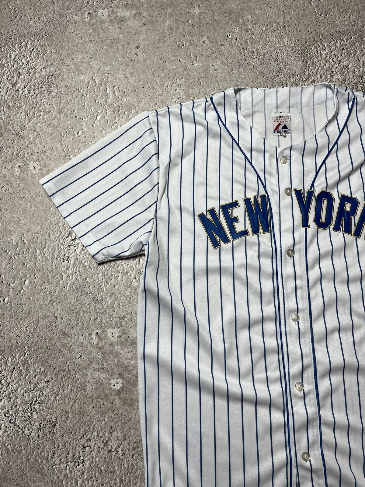 MLB × Majestic × New York Yankees New York Yankees MLB Majestic jersey Size L Size US L / EU 52-54 / 3 - 3 Thumbnail