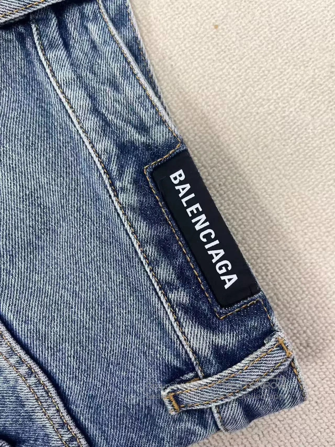 Balenciaga Balenciaga Men's Distressed Mid-Rise Straight Jeans. Size US 30 / EU 46 - 3 Thumbnail