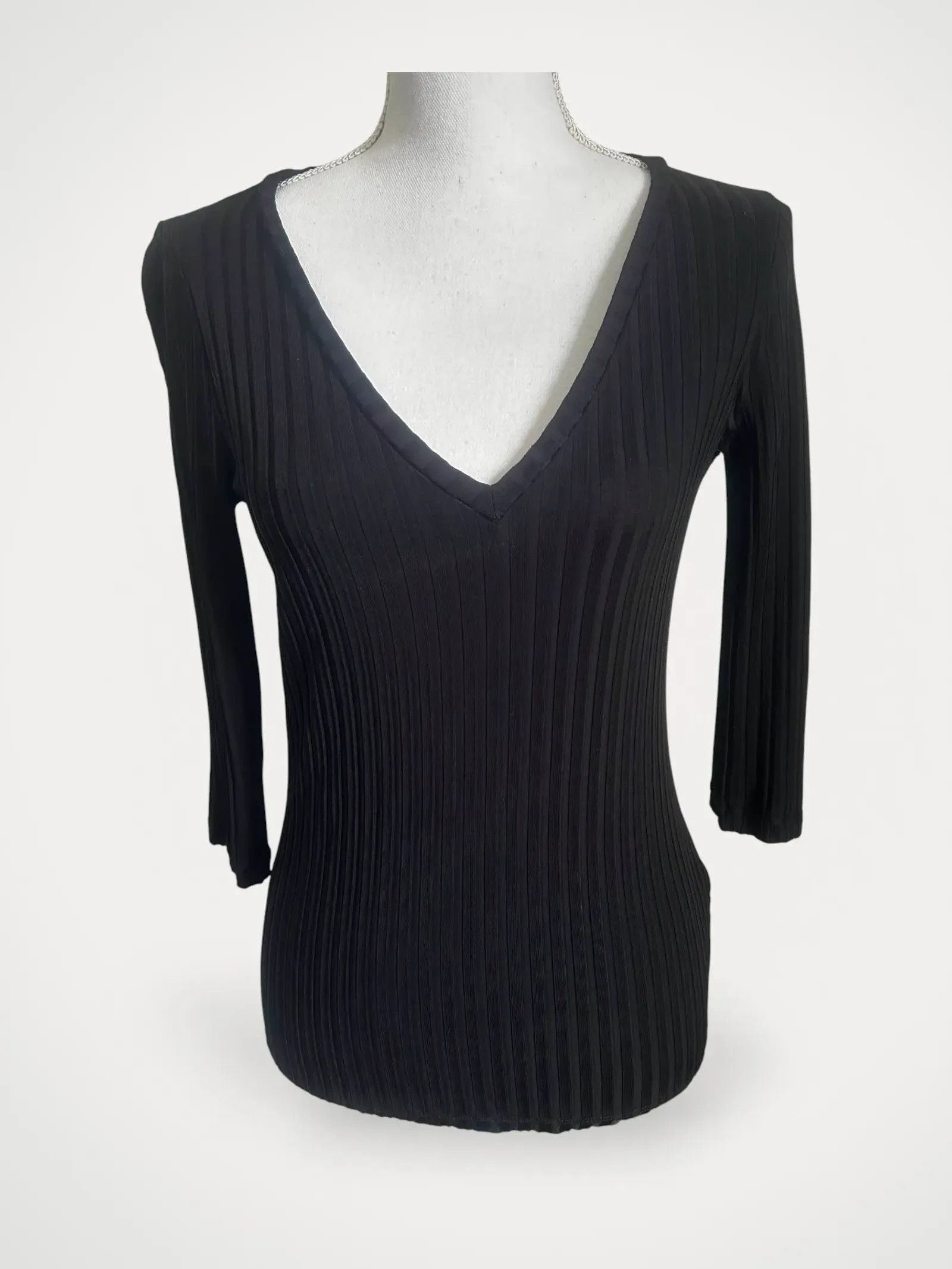 Hugo Boss Hugo Boss V-ringad topp i skimrande ribbstickad jersey Top Size S / US 4 / IT 40 - 1 Thumbnail