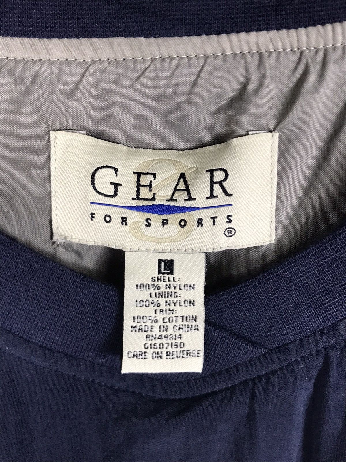 Gear for Sports × Vintage ⚡️Vintage Gear For Sport Nylon V Neck Sweatshirt Size US L / EU 52-54 / 3 - 8 Thumbnail