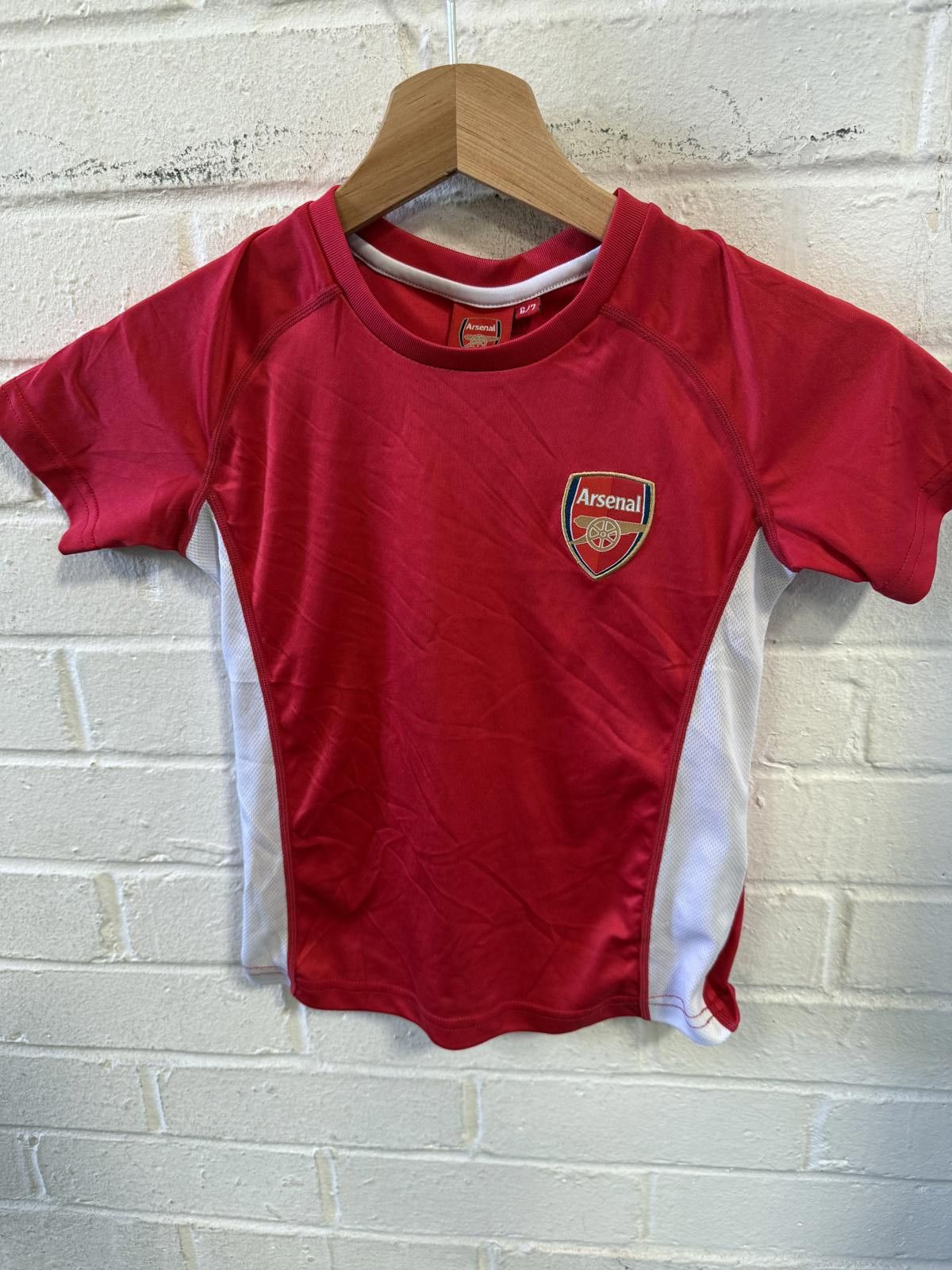 Designer Arsenal Kids Red and White Sports Jersey Size 8 Size US S / EU 44-46 / 1 - 1 Thumbnail