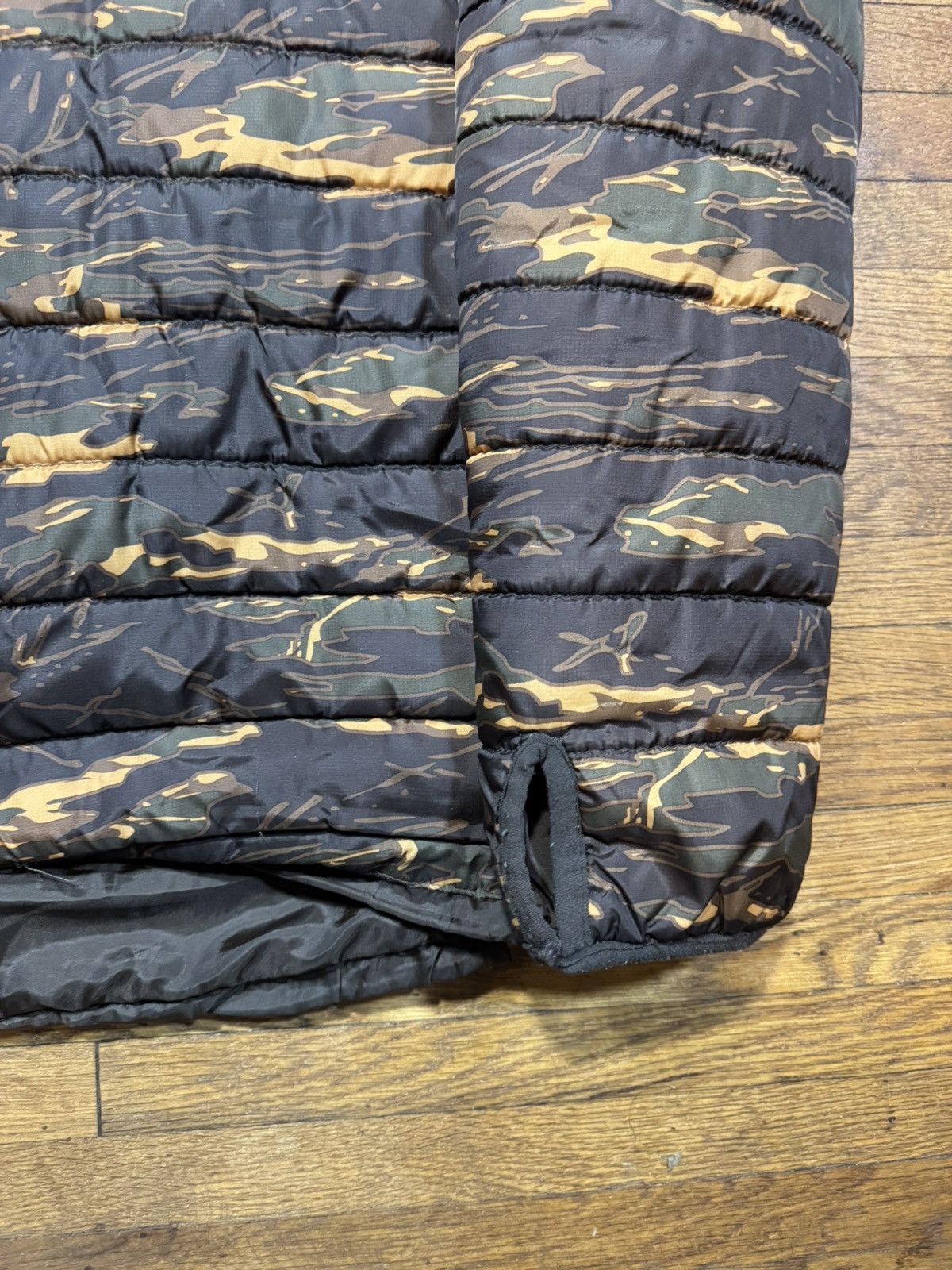 Ecko Unltd. Ecko Unlimited Tiger Camo Puffer Jacket Size US XL / EU 56 / 4 - 3 Thumbnail