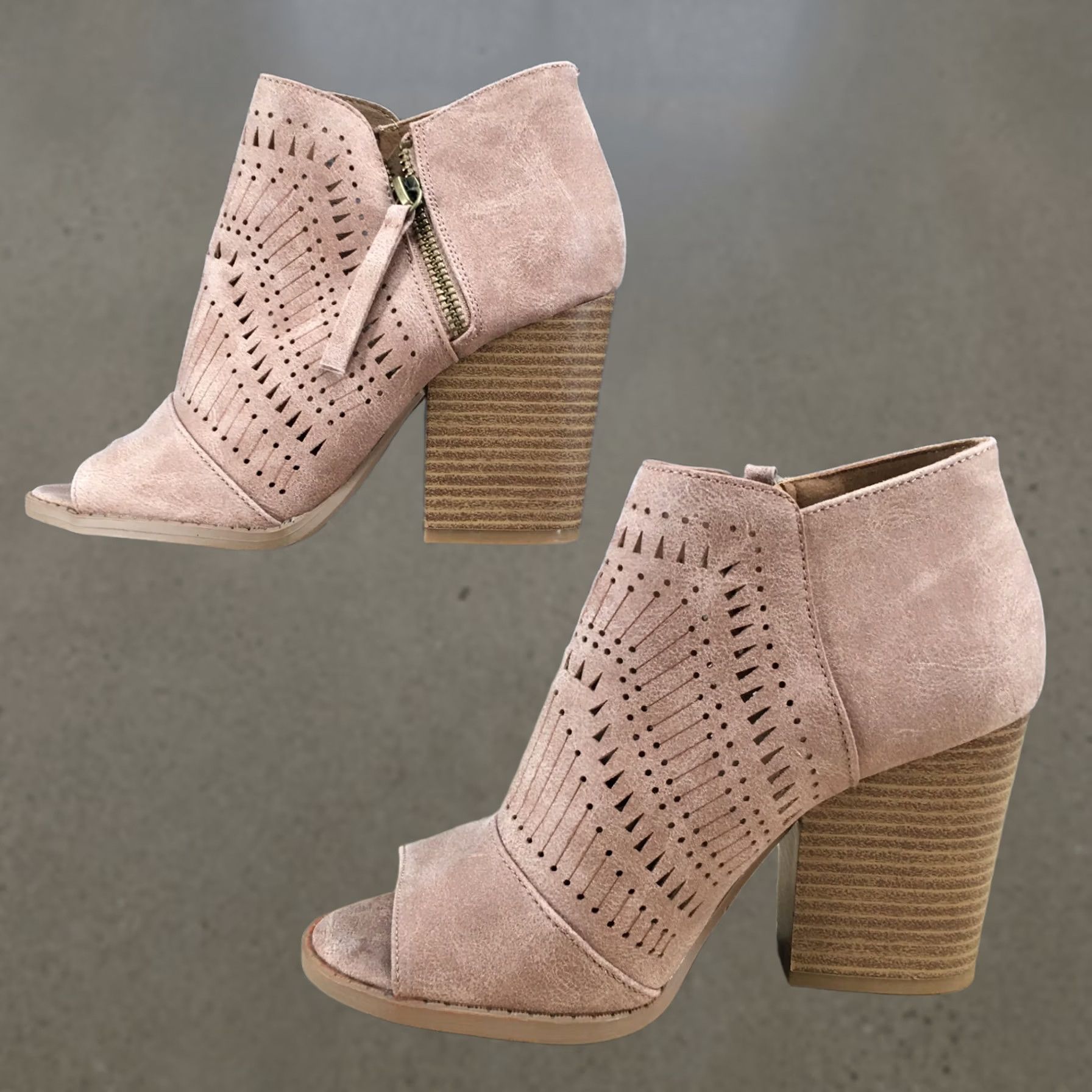 Vintage Maurices Caroline Boots Womens 5.5 Side Zip Peep Toe Bootie Light Brown Casual Heel 3" Block Shaft Ankle Faux Leather Size US 6 / IT 36 - 1 Thumbnail