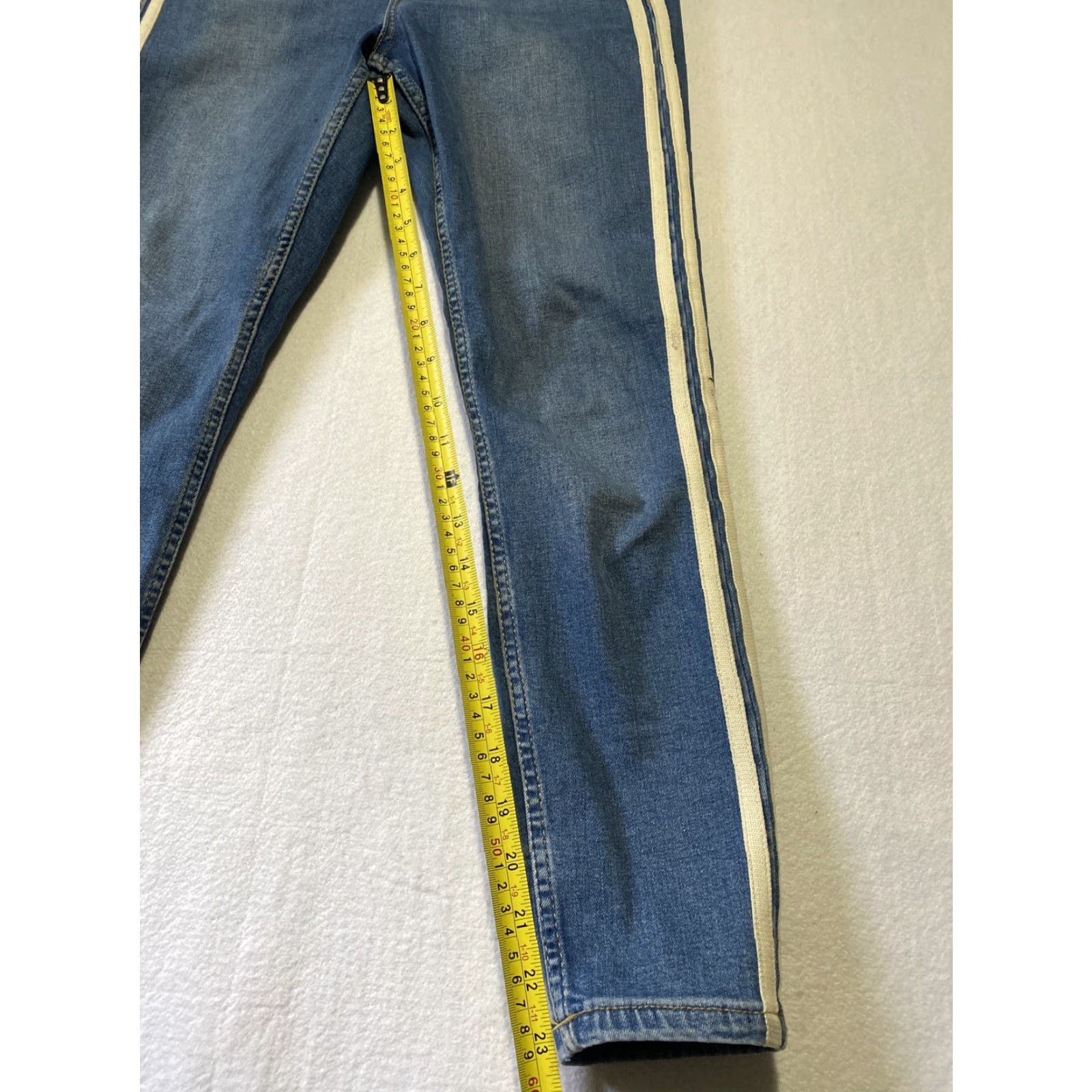 Topshop Topshop Jamie Moto Mid Rise Skinny Jeans Women 30 Blue Denim Slim Jeans 28-10 Regular Inseam 24 Womens Size 30" / US 8 / IT 44 - 7 Thumbnail
