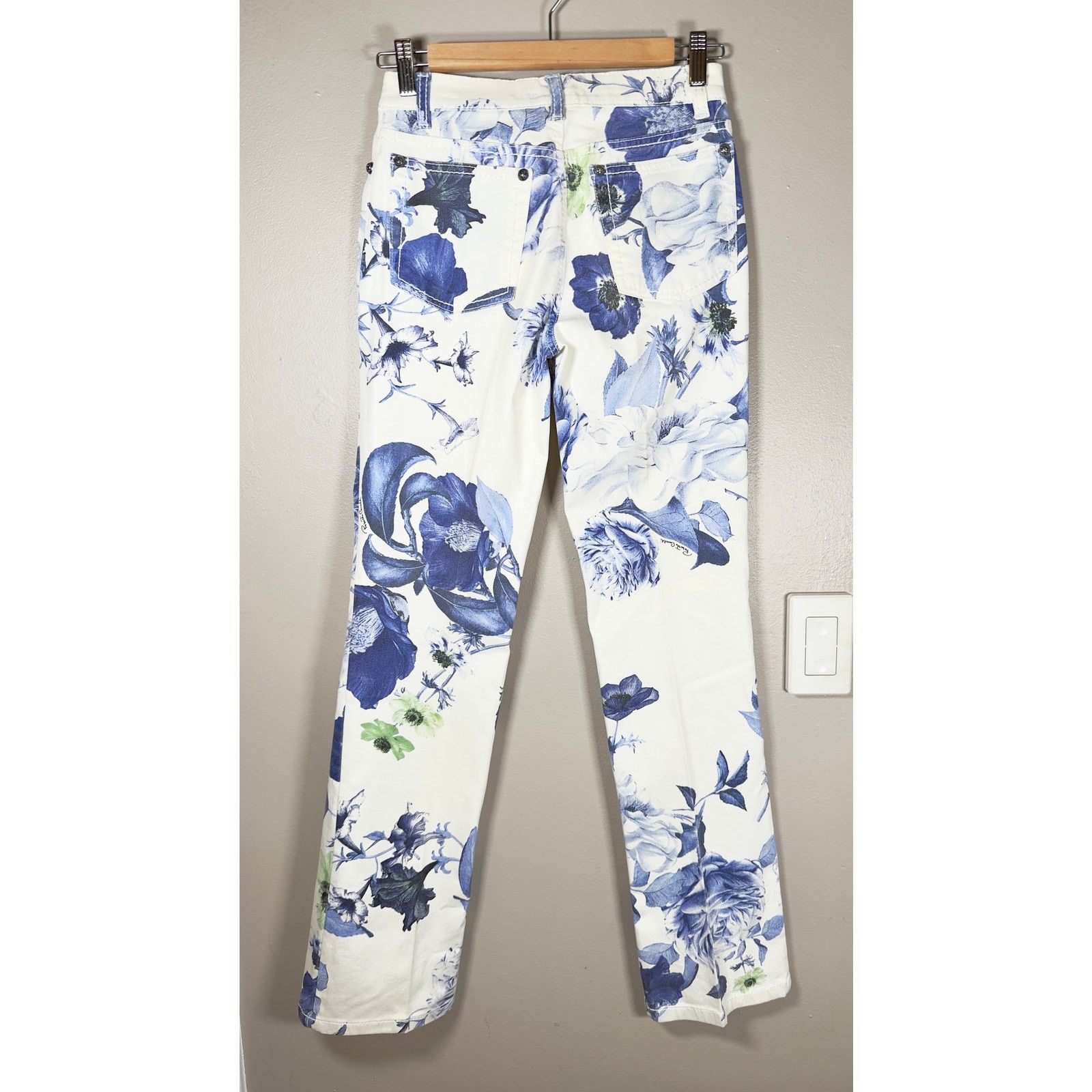 Roberto Cavalli Roberto Cavalli Floral Print Jeans size 38IT/2-4 US Size 27" / US 4 / IT 40 - 3 Thumbnail