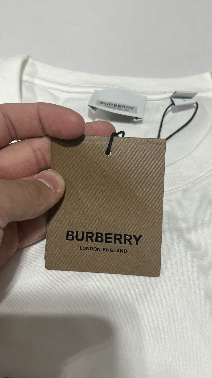 Burberry Burberry Classic Front Logo White Tee Size US L / EU 52-54 / 3 - 6 Thumbnail