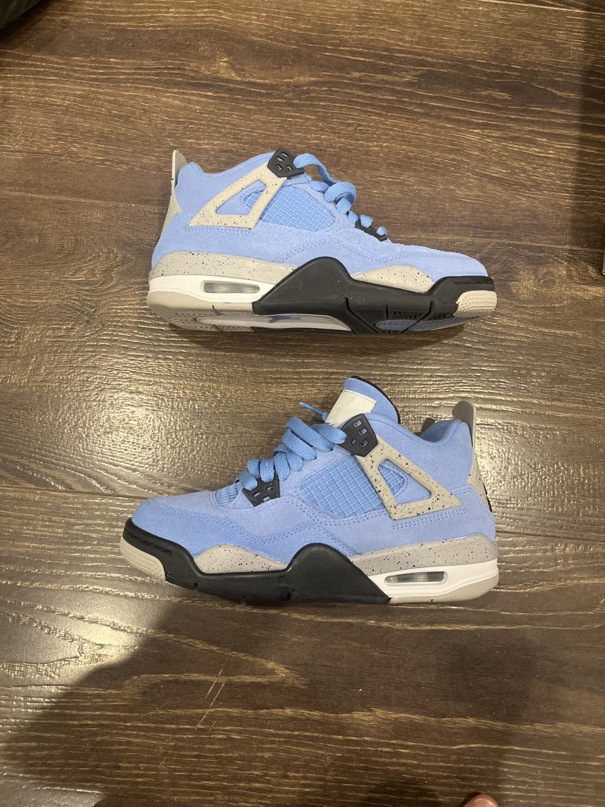 Jordan Brand Jordan 4 Retro University Blue Size US 6 / IT 36 - 2 Thumbnail