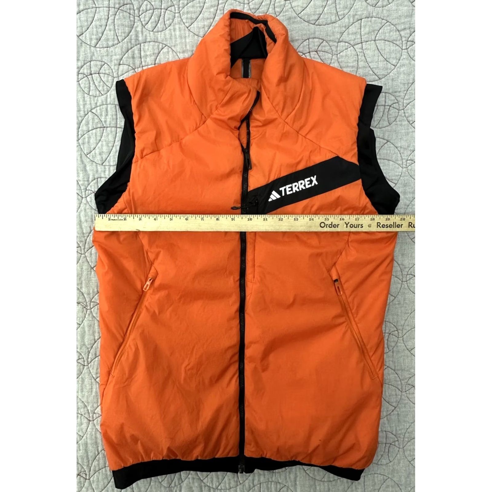 Adidas Adidas TERREX Vest Men M PRIMALOFT Stretch Slim Fit Zip Short Solid Color Semi Impact Orange Hiking Size US M / EU 48-50 / 2 - 7 Thumbnail