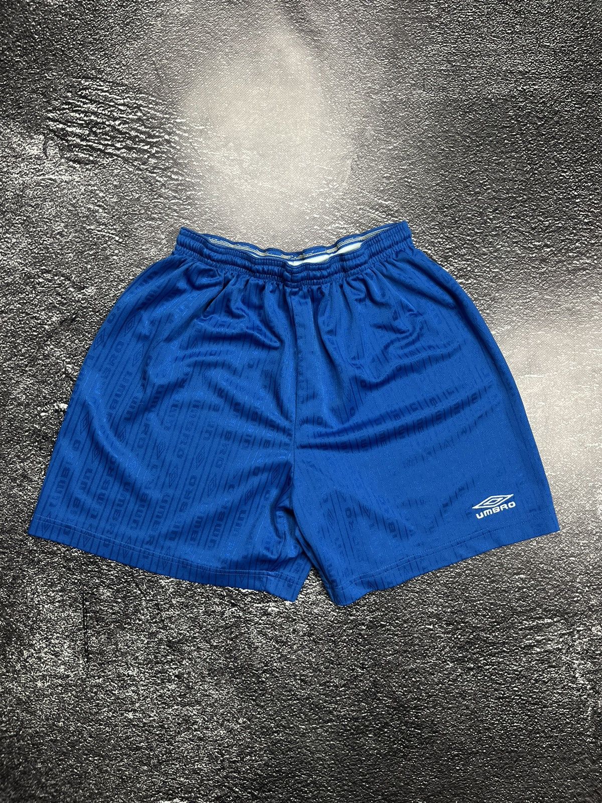Umbro Vintage Umbro Mens Shorts Monogram Blue Dri Fit Y2K Size US 32 / EU 48 - 1 Thumbnail