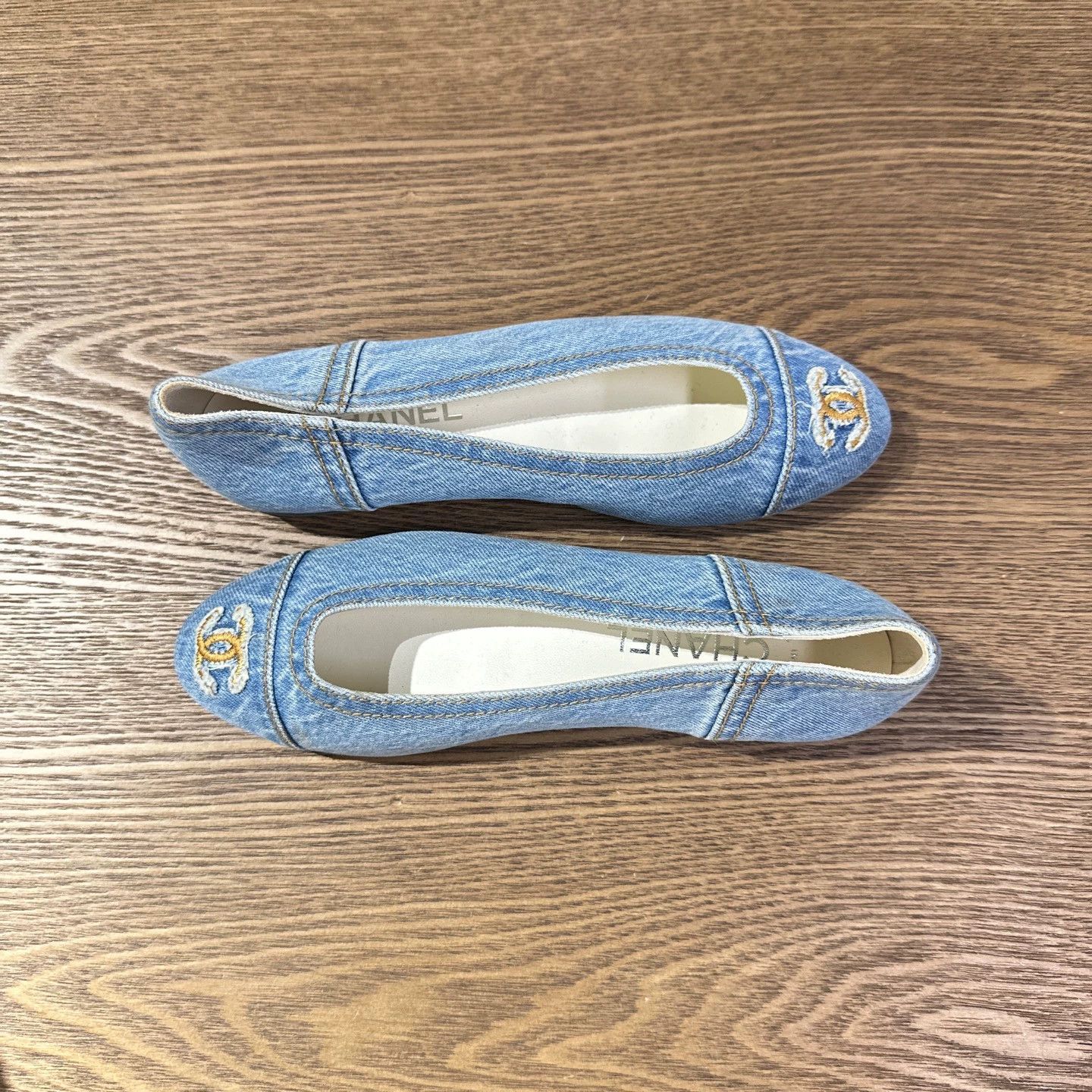 Chanel Chanel apr254 unused denim blue ballet flats 38 Size US 7.5 / IT 37.5 - 3 Thumbnail