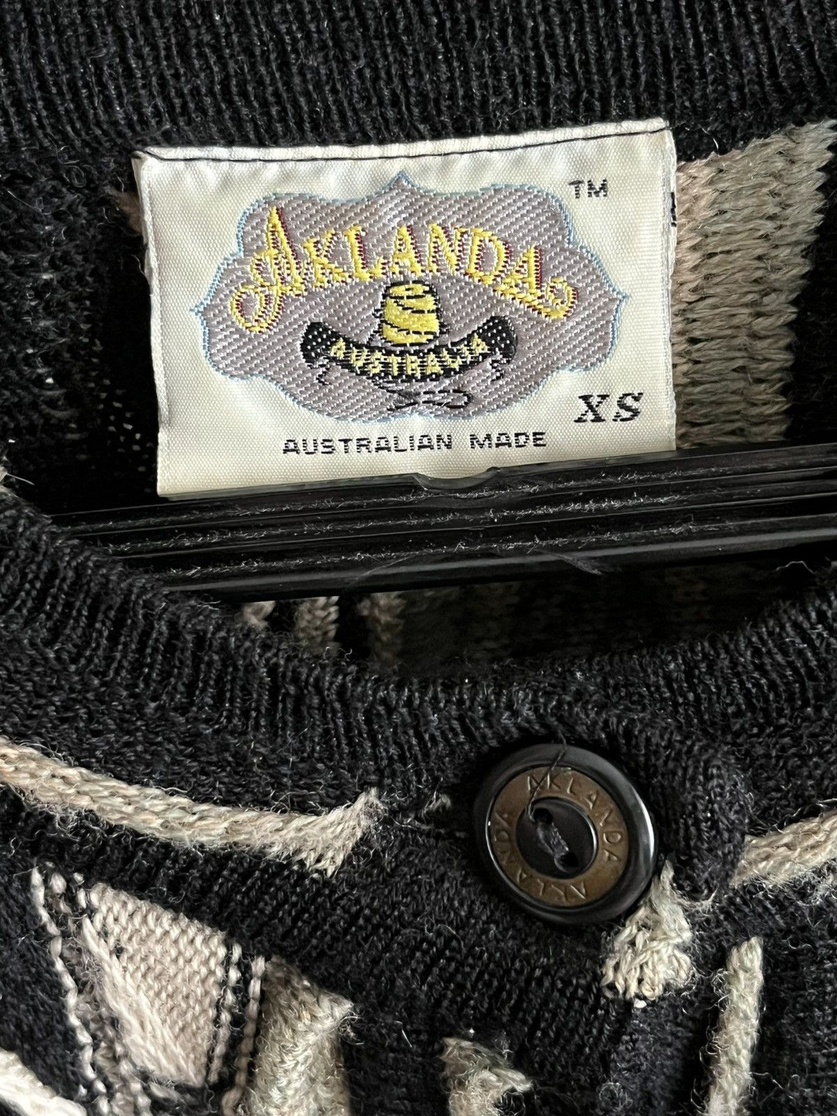 Coogi × Vintage AklandaAustralia vintage cardigan avant garde merino sweater Size S / US 4 / IT 40 - 9 Thumbnail