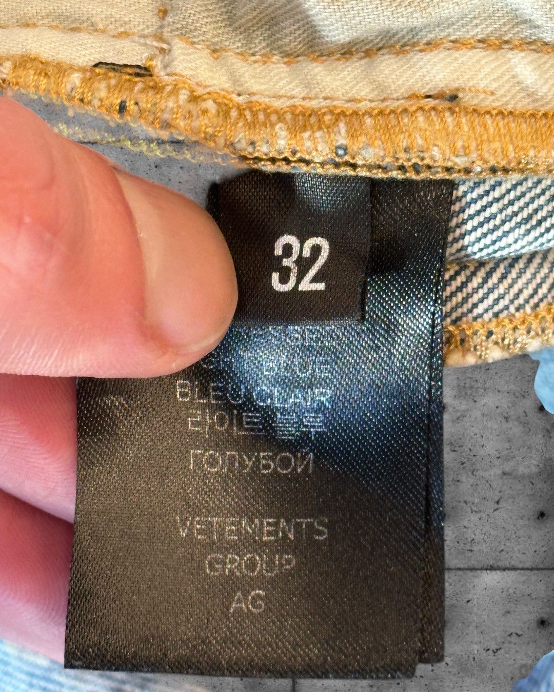 Vetements Vetements Trashed Big Shape Jeans Distressed Light Blue Size US 32 / EU 48 - 6 Thumbnail