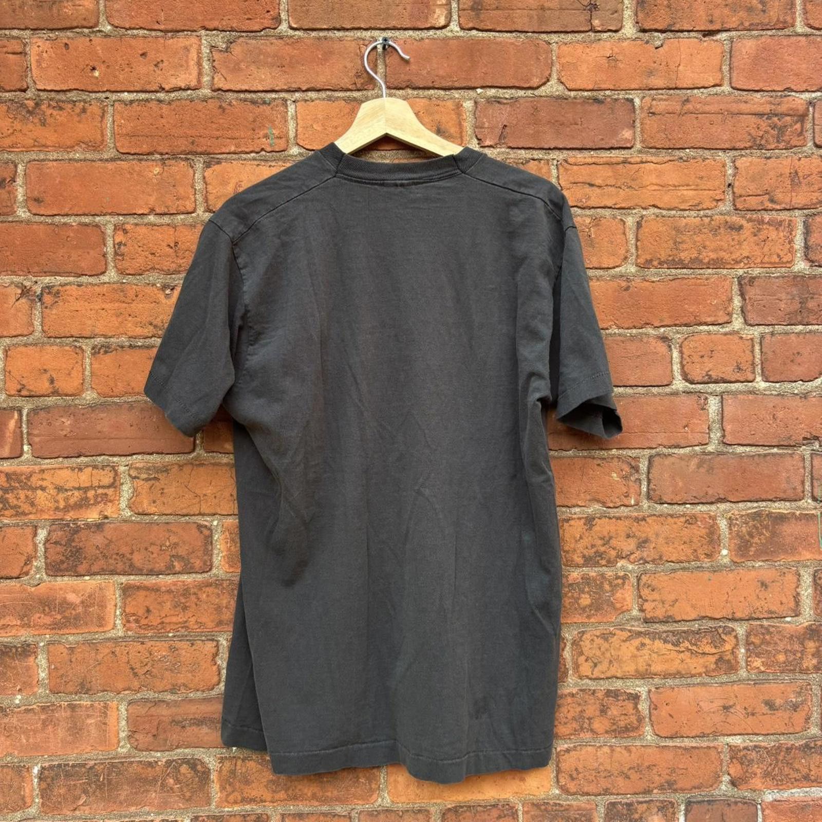 Hard Rock Cafe vintage Hard Rock Cafe toronto t shirt 1989 L Size US L / EU 52-54 / 3 - 4 Thumbnail