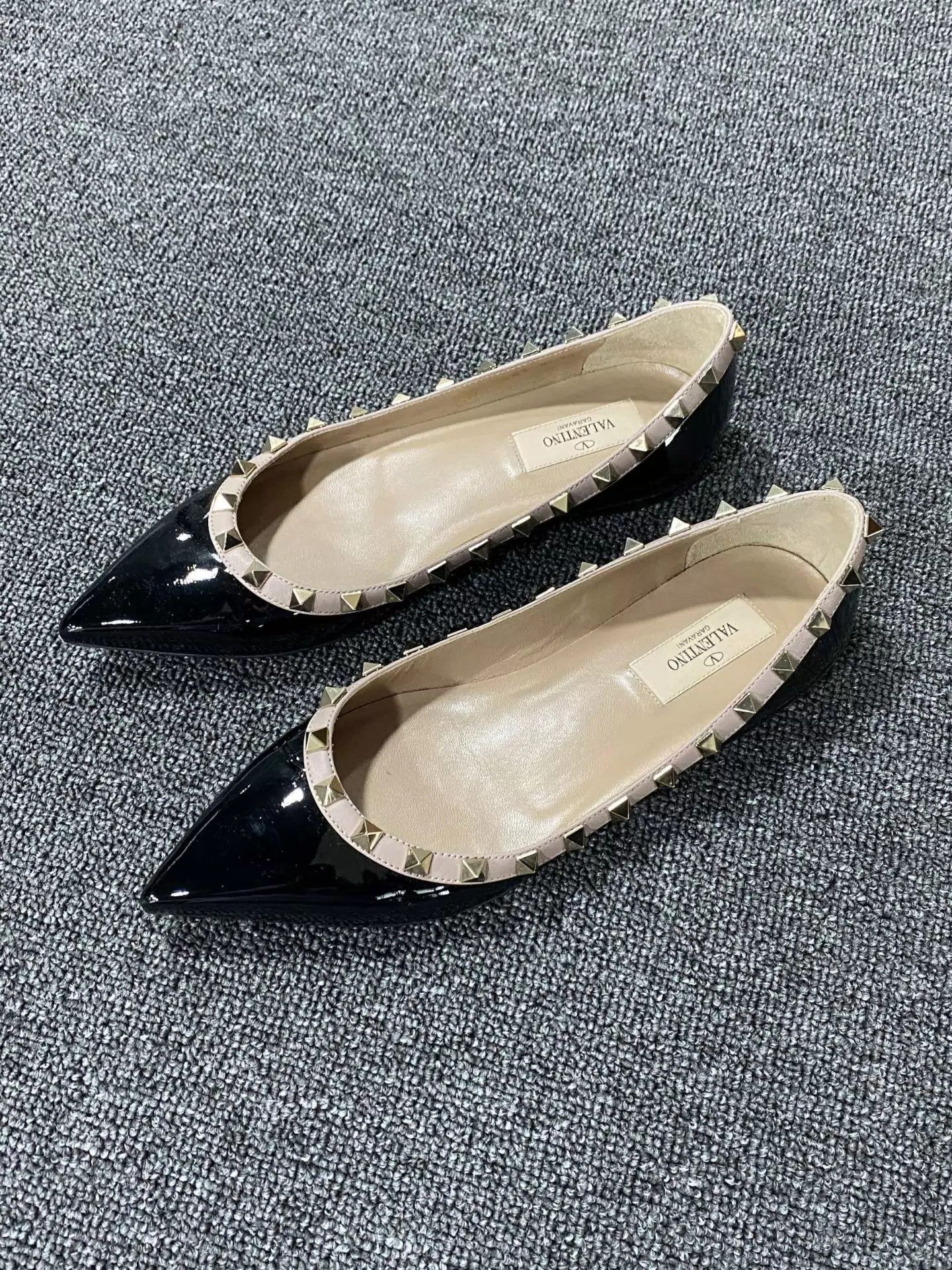 Valentino Valentino Black Studded Flats 98 New 37 Size US 6.5 / IT 36.5 - 1 Thumbnail