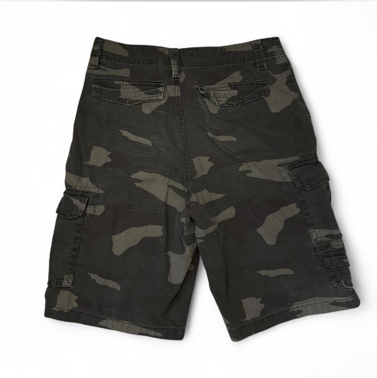 Iron Co. Camo cargo shorts Size US 29 - 2 Thumbnail